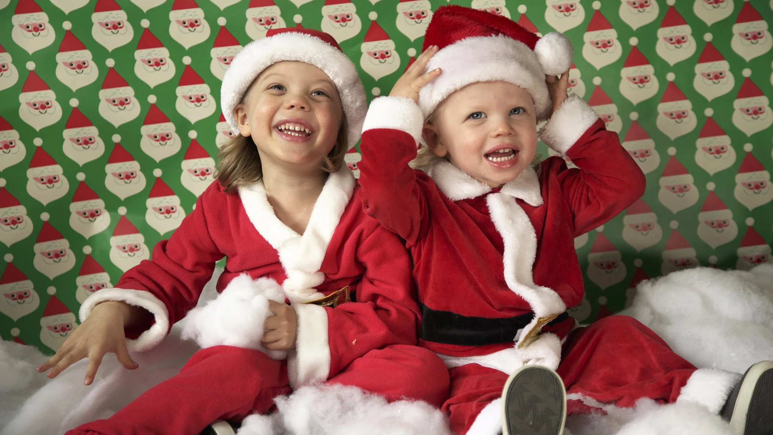 2 santas 2018, best version.jpg