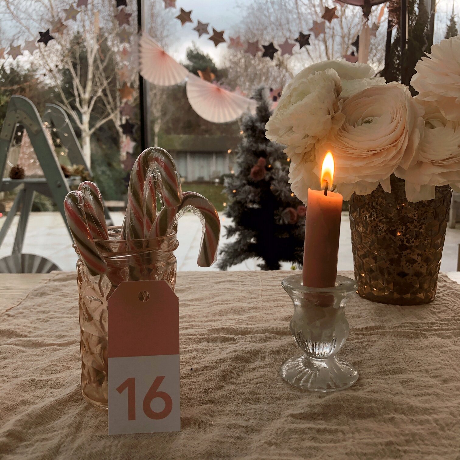 All Sorts Of Lovely Advent : Day Sixteen
