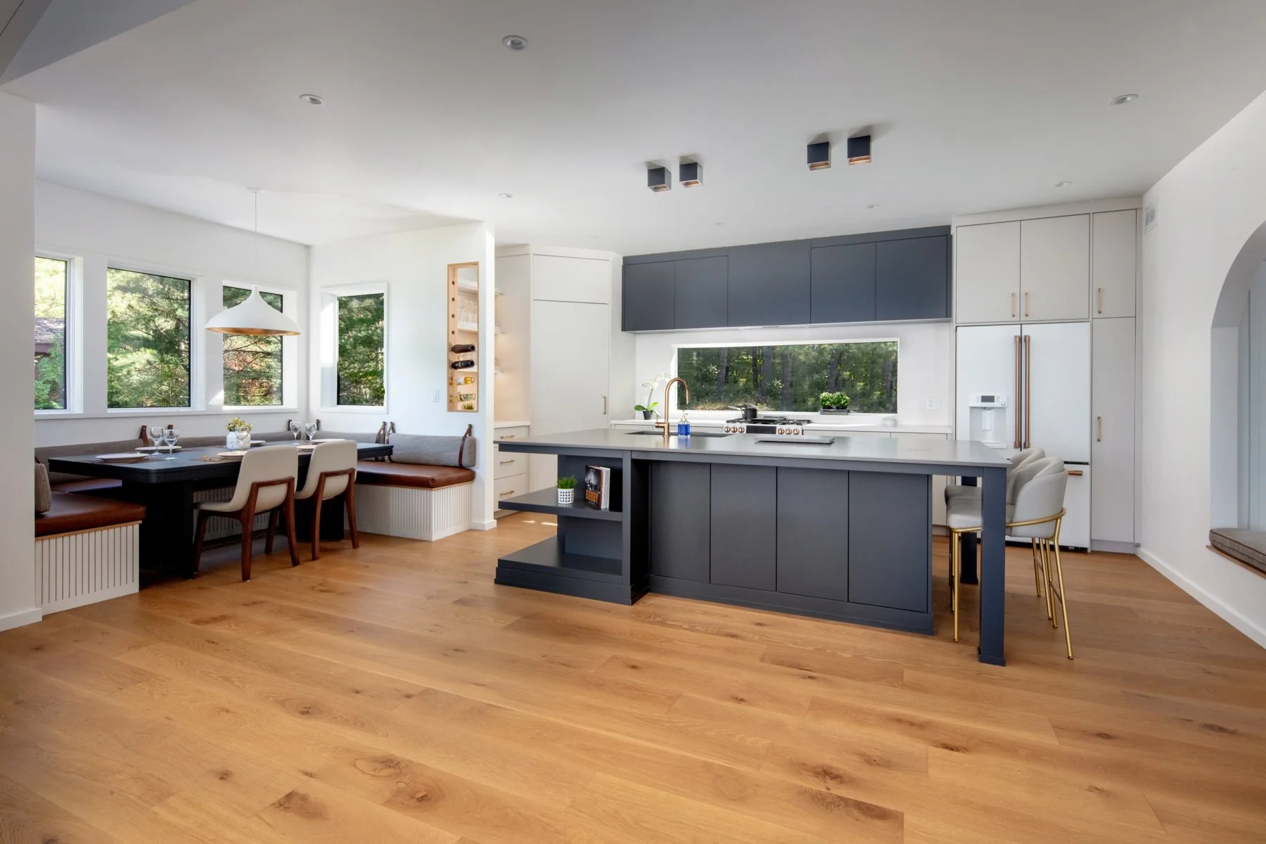 Low Resolution-6263.JPG