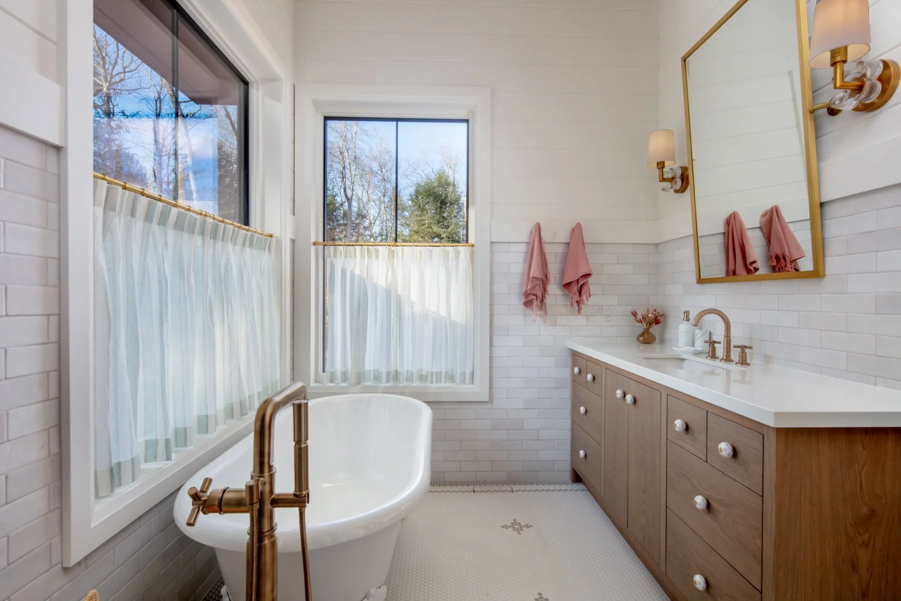 Low Resolution-1954.JPG