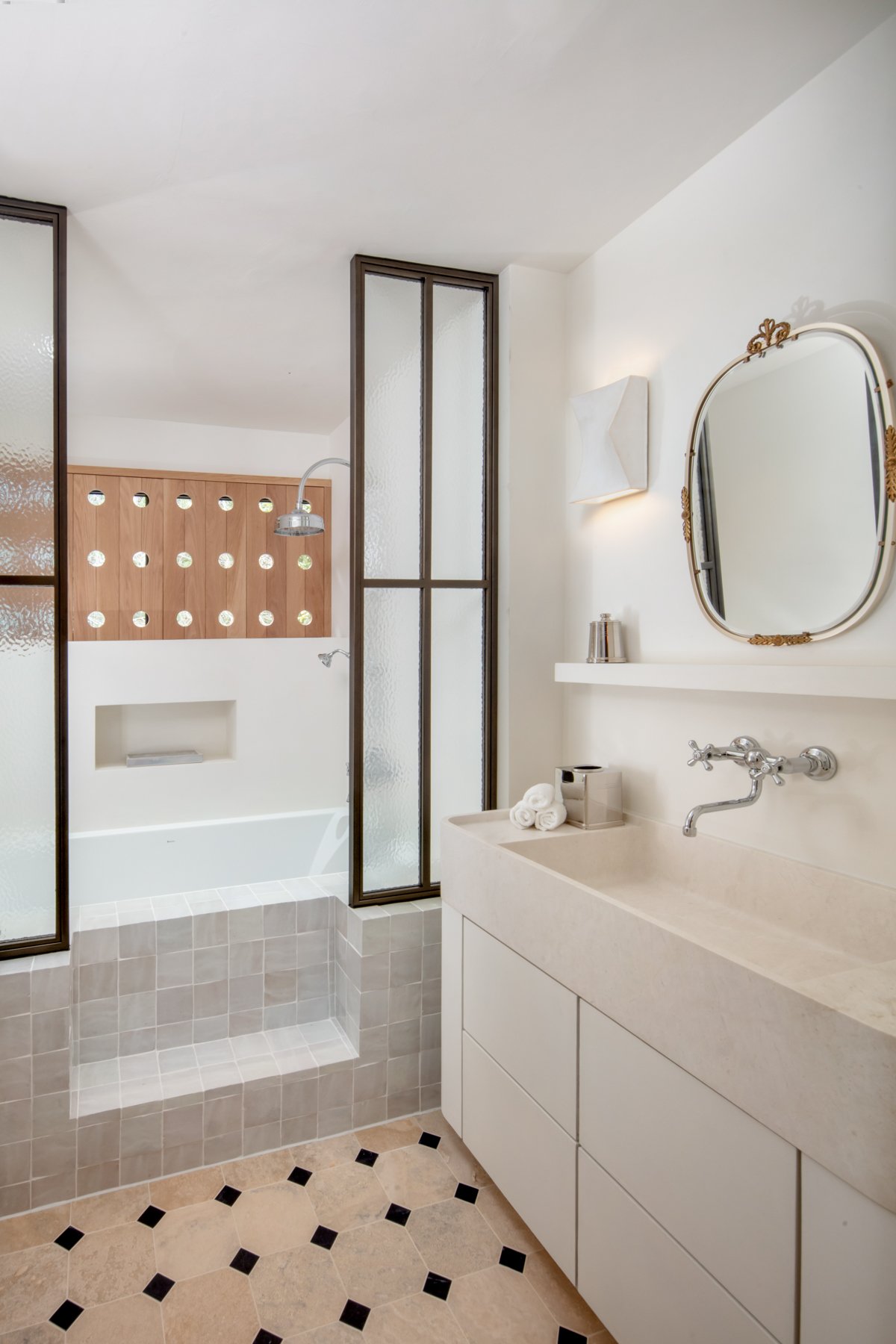 Low Resolution-7215.JPG