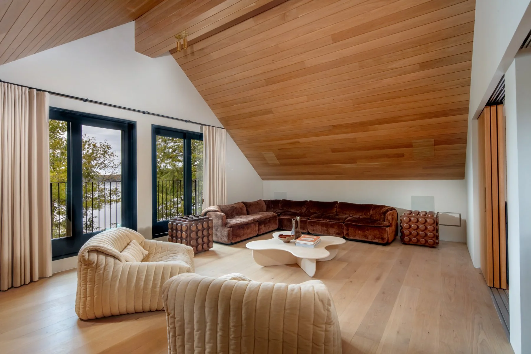 Low Resolution-7293.JPG