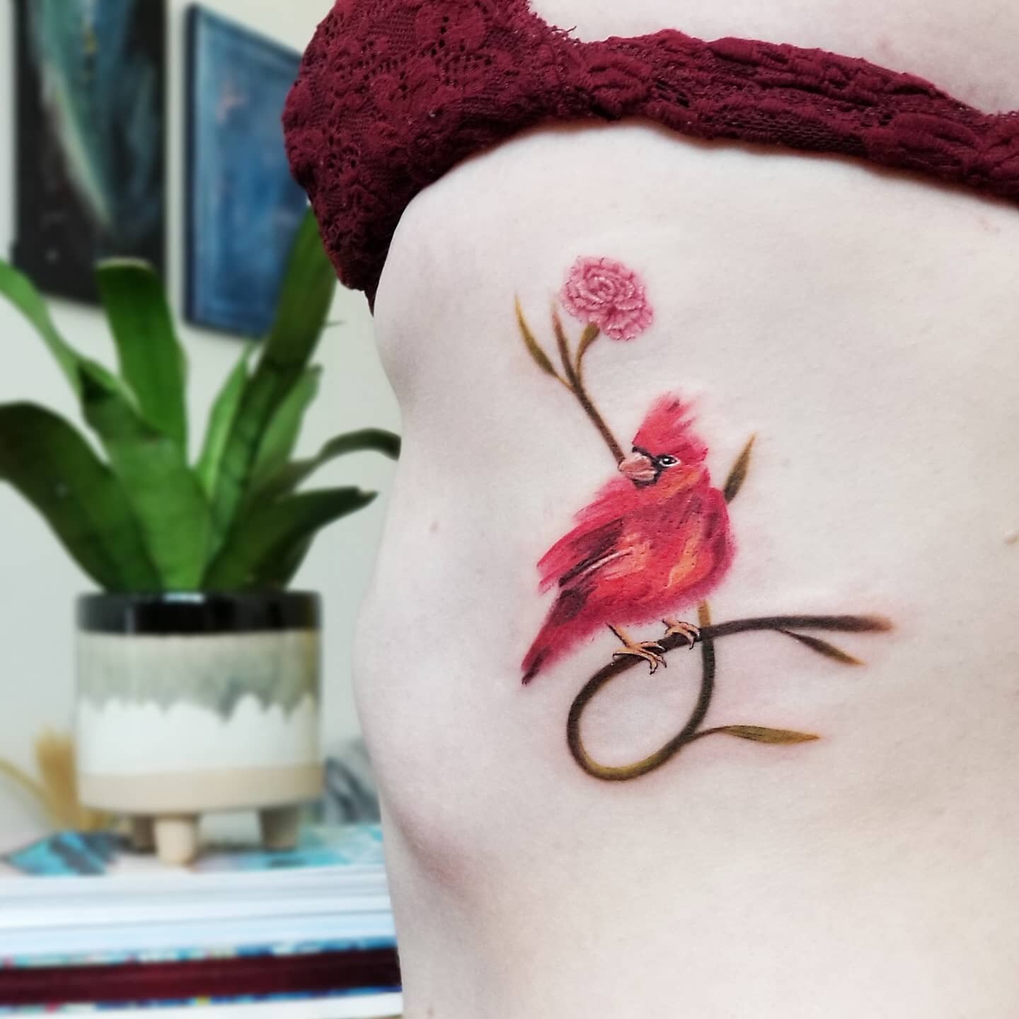 Cardinal in memory of a loved one who passed away.

#cardinaltattoo #watercolortattoo #abstracttattoo #flowertattoo #tattoodo #memorialtattoo