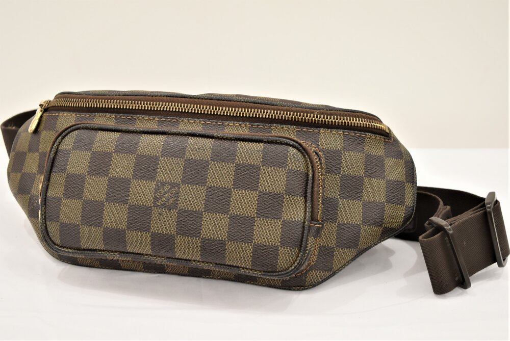 Louis Vuitton, Bags, Louis Vuitton Damier Ebene Bum Bag Melville Waist Bag  N5172 Lv Auth Am2493g