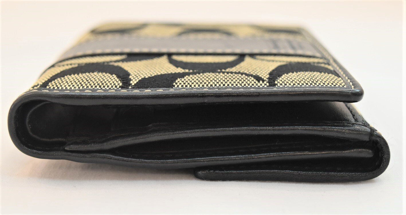 COACH Women Black Genuine Leather Wallet black - Price in India |  Flipkart.com