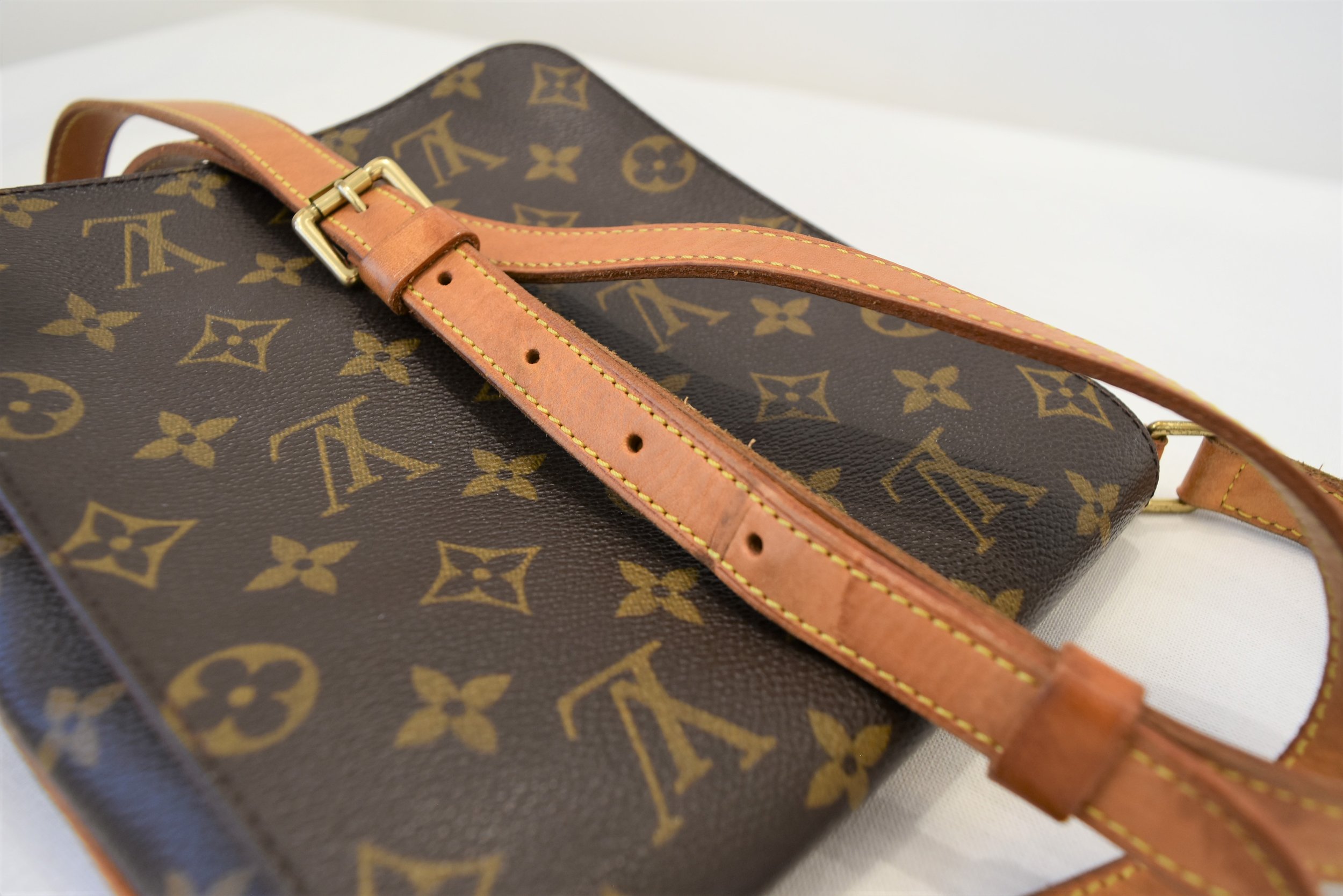 Louis Vuitton Monogram Twin Pochette GM Shoulder Bag – Luxury GoRound