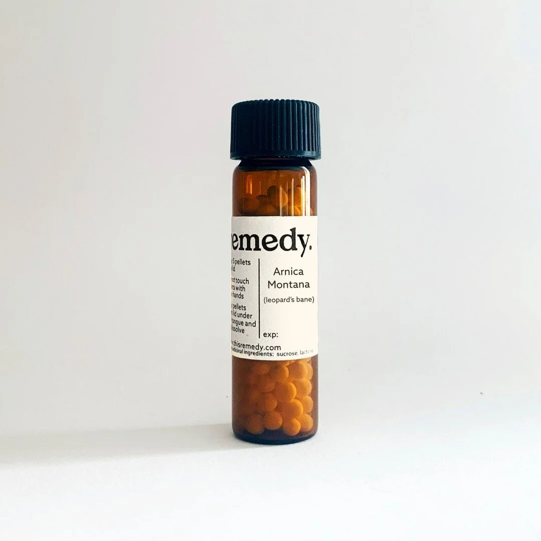 Arnica is a remedy derived from the whole arnica plant when in flower 🌸 It belongs to the natural order of Compositae which is the daisy &amp; sunflower family. Its KEYNOTES are; shock, injury👊, insults, burns 🥵 and accidents. ⠀⠀⠀⠀⠀⠀⠀⠀⠀
⠀⠀⠀⠀⠀⠀⠀⠀⠀
