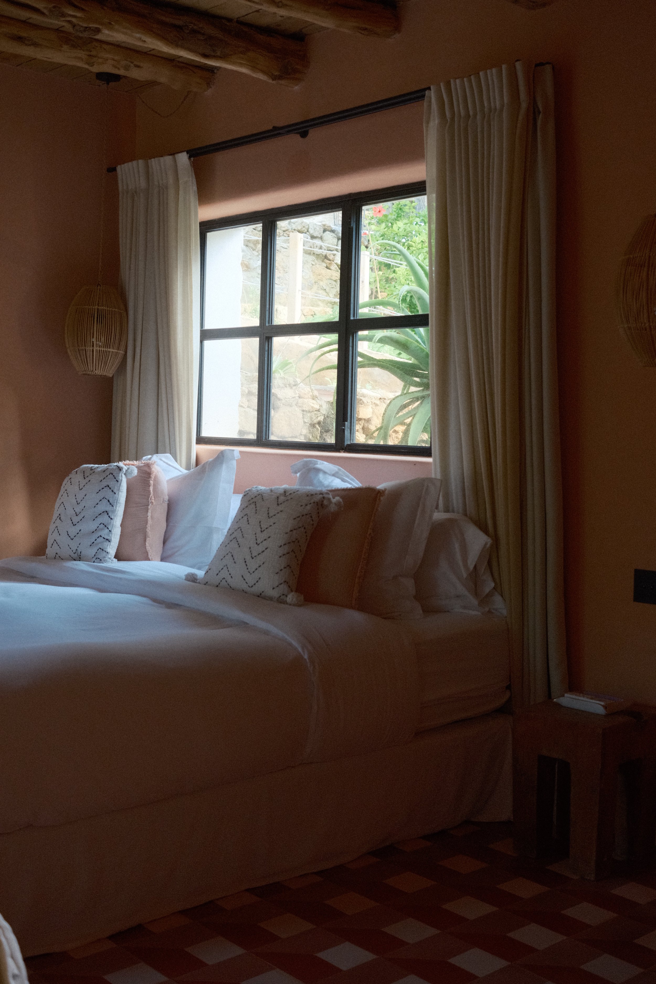 booking shooting agence lille paris bruxelles scouting production