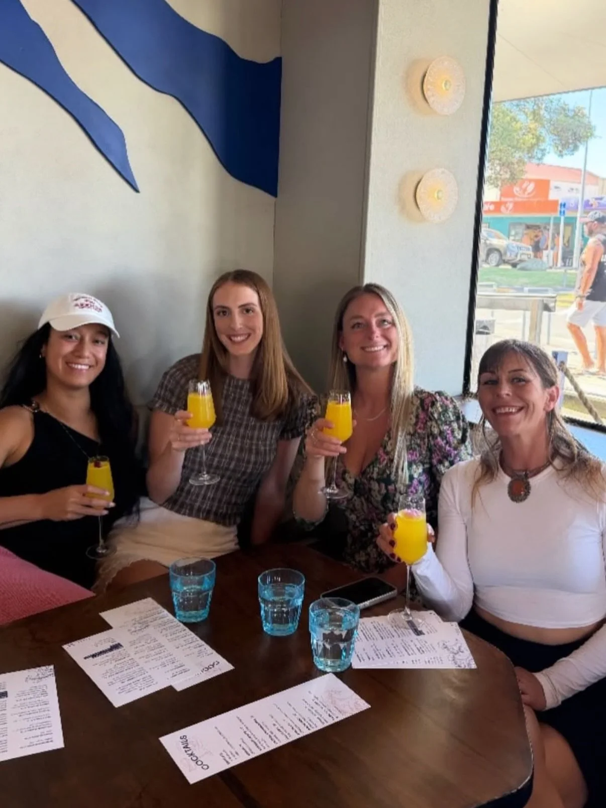 Open all long weekend! 8am - 6pm.
See you soon for coffees, smoothies, burgers, green benny, fried chicken, beers, cocktails &amp; all your Wyld favourites 💙
Book a table via wyldraglan.nz/booknow