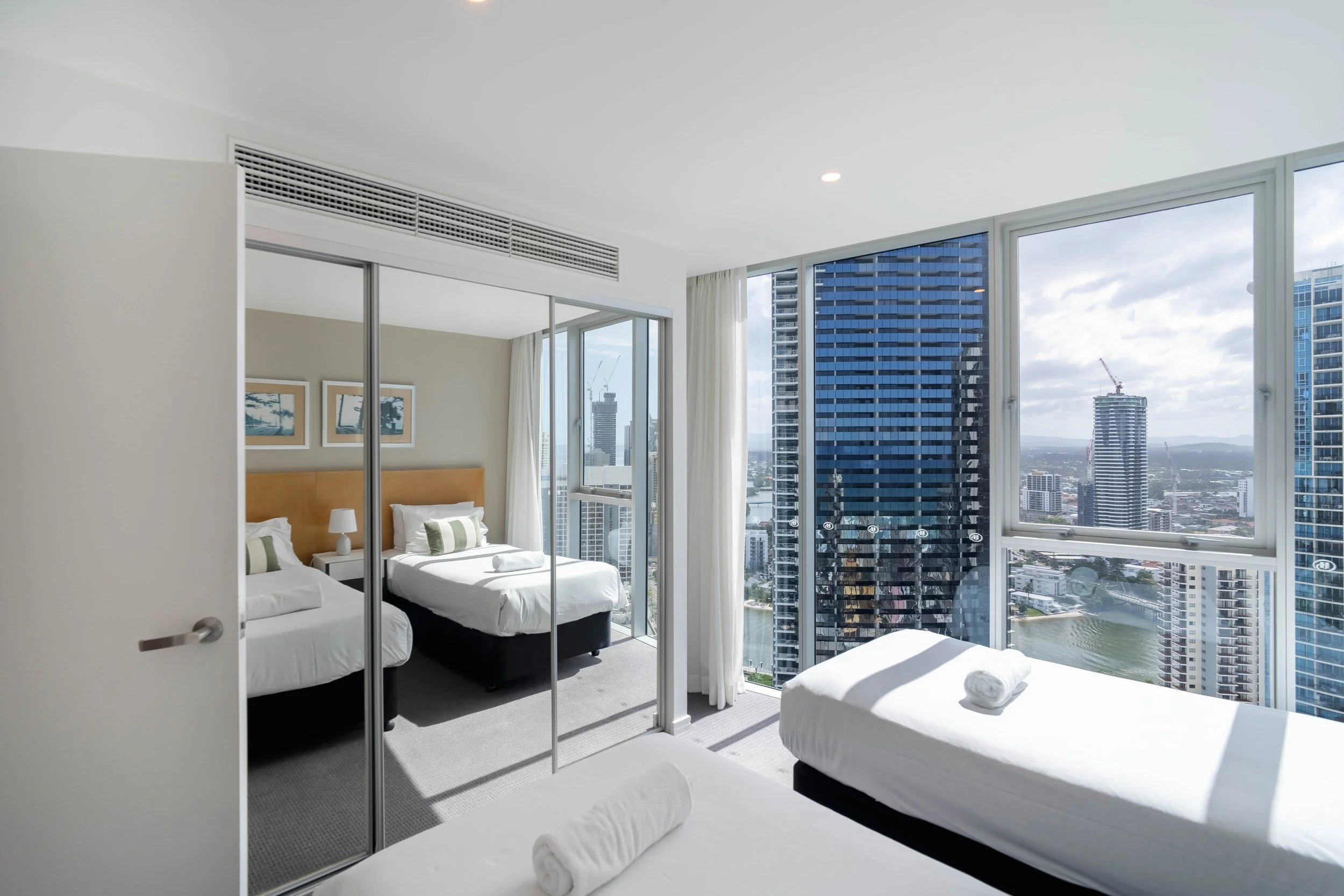 12801_3113 Surfers Paradise Blvd-6.jpg