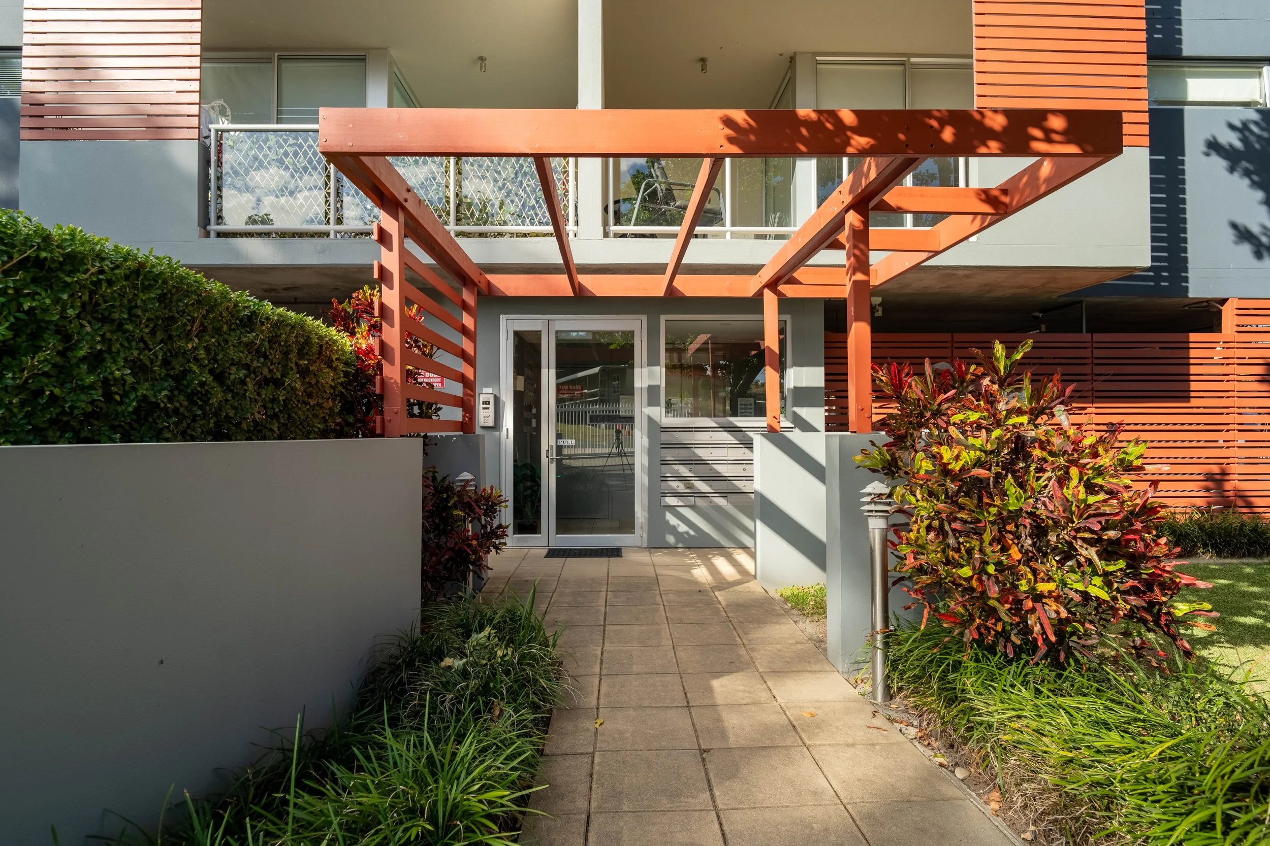 18_5 Carey Lane-18.jpg