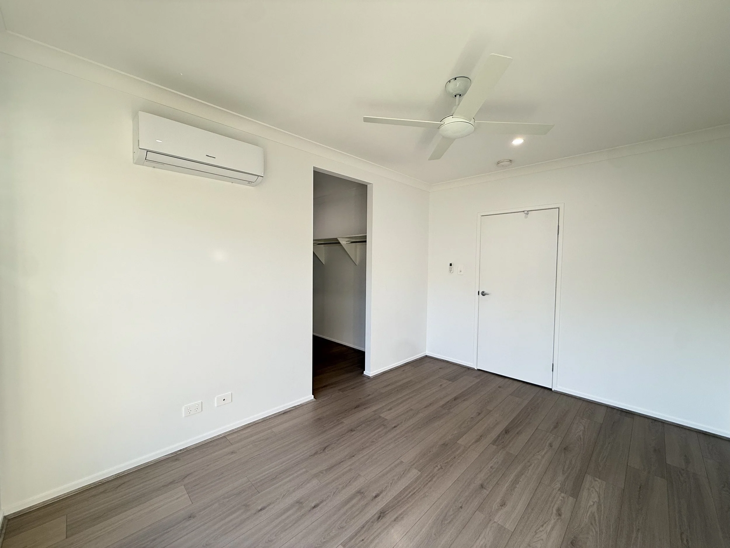 13 Graham Circuit (19).jpg