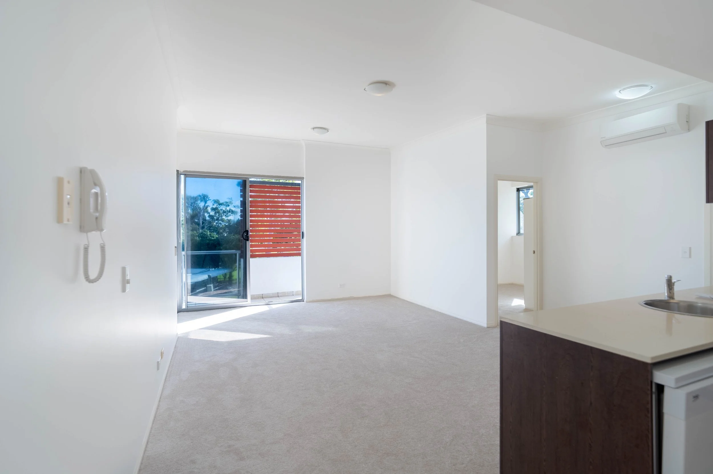 18_5 Carey Lane-2.jpg