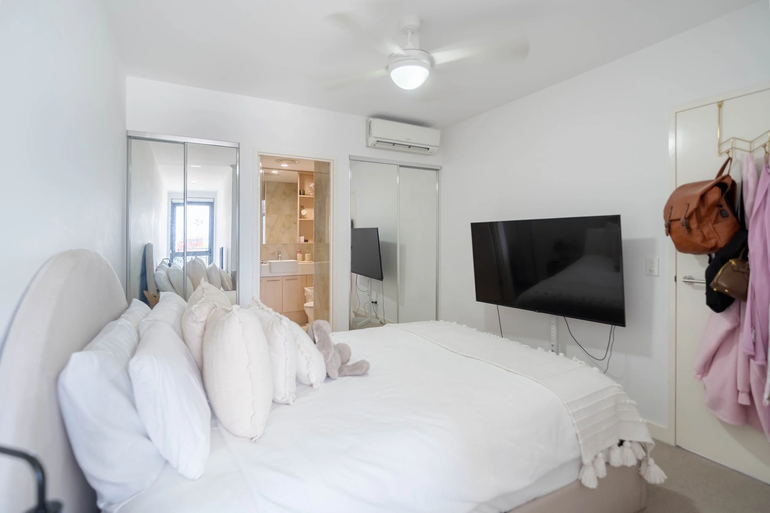 1008_70 Carl Street-15.jpg