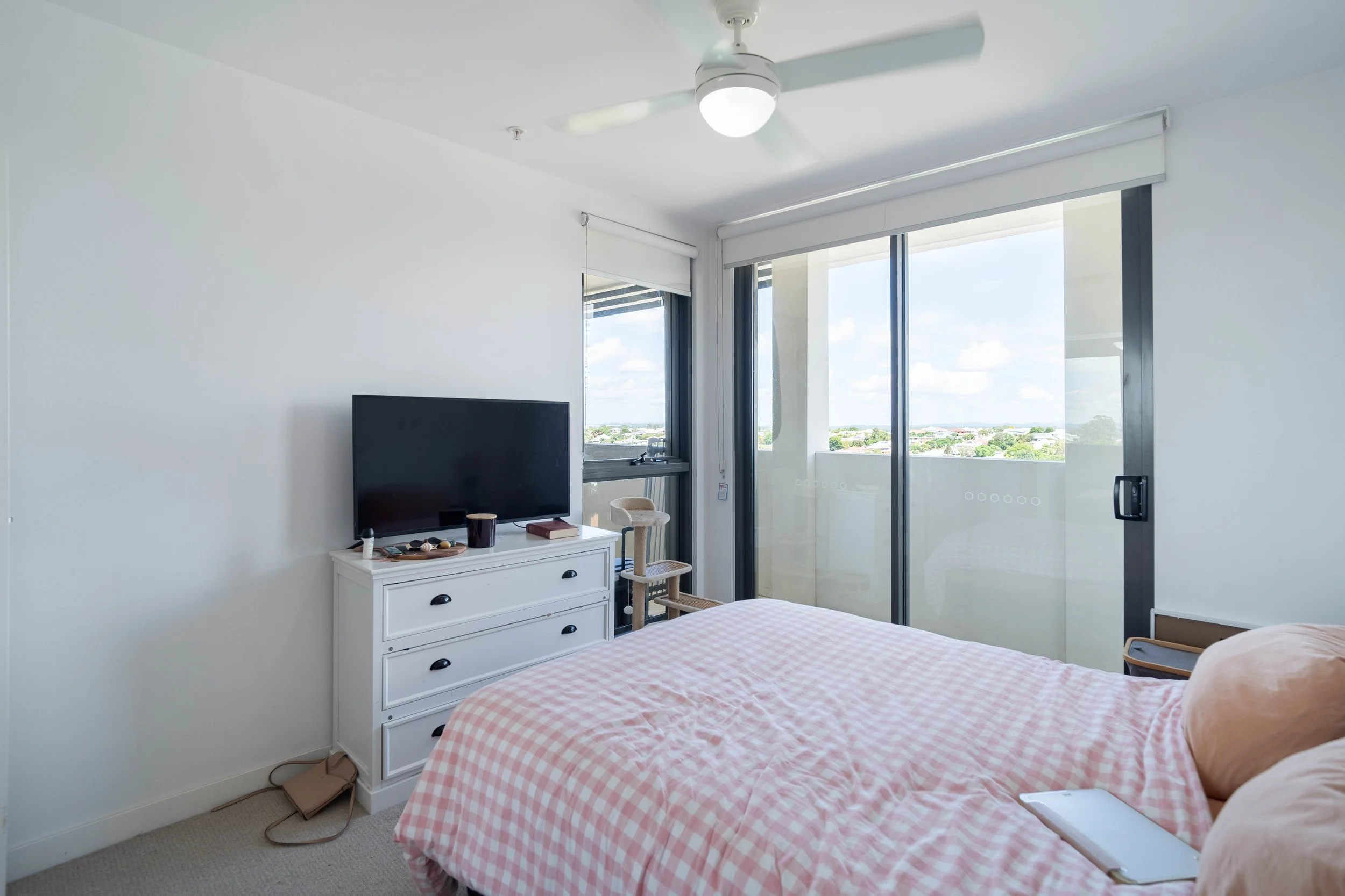 1008_70 Carl Street-13.jpg