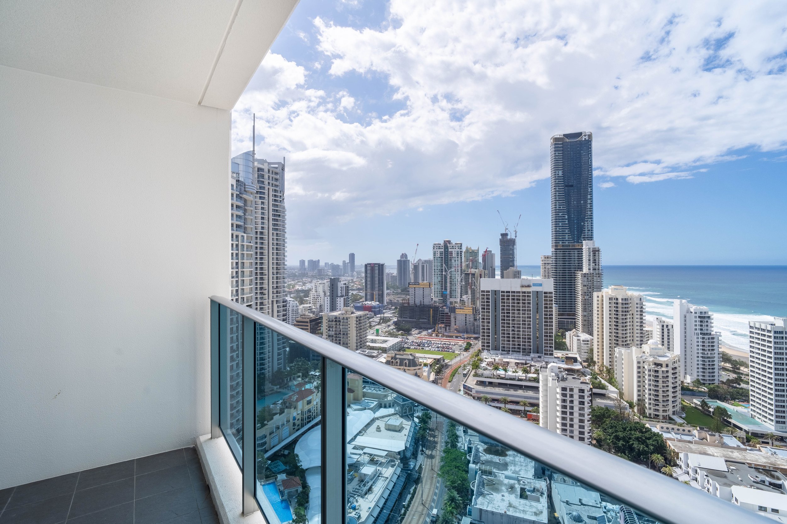 12801_3113 Surfers Paradise Blvd.jpg