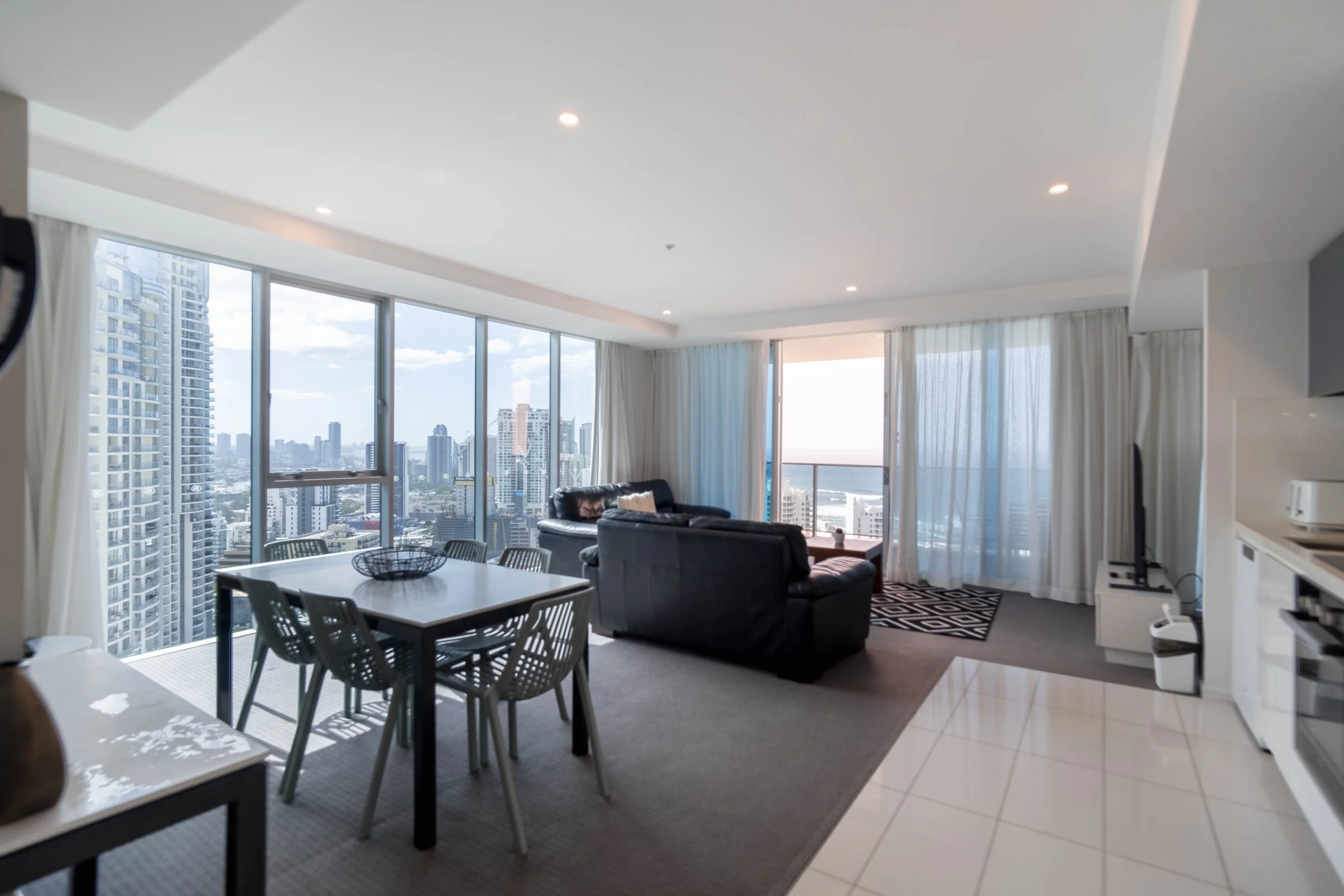 12801_3113 Surfers Paradise Blvd-14.jpg