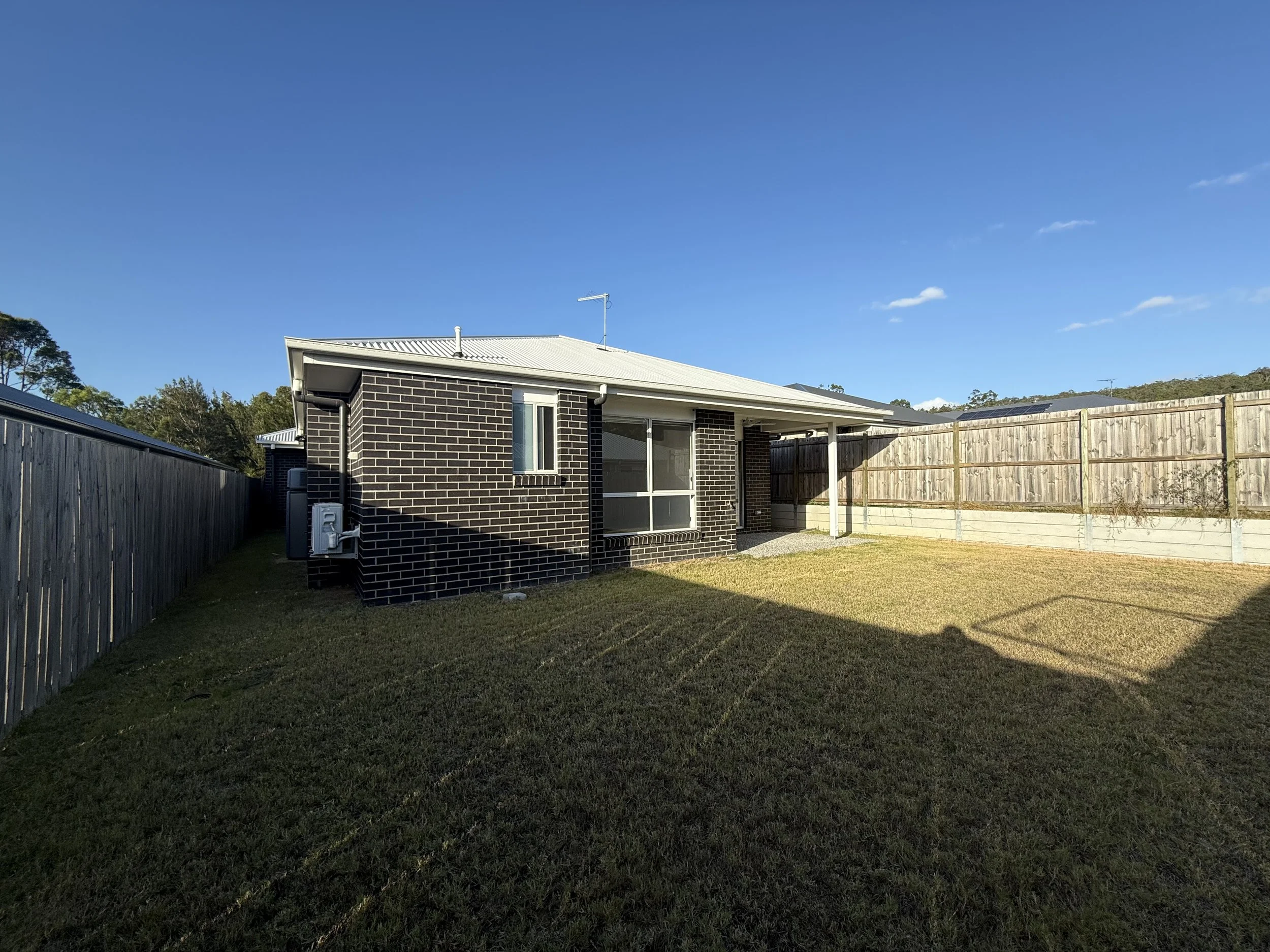 13 Graham Circuit (2).jpg