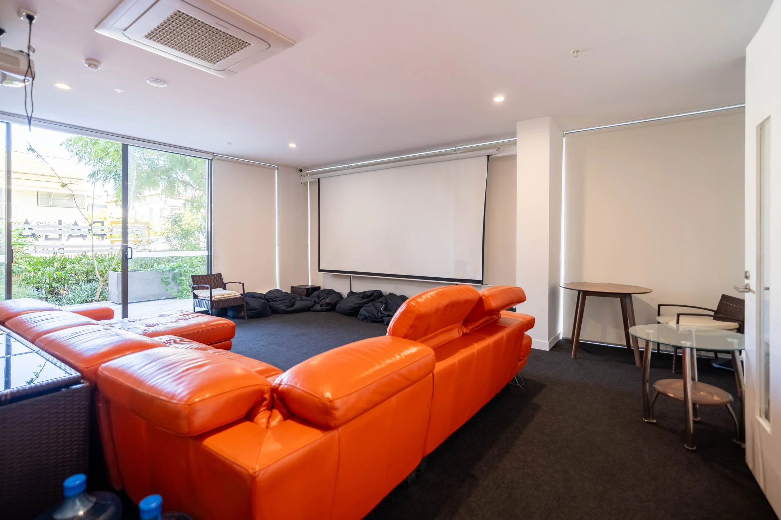 1008_70 Carl Street-2.jpg