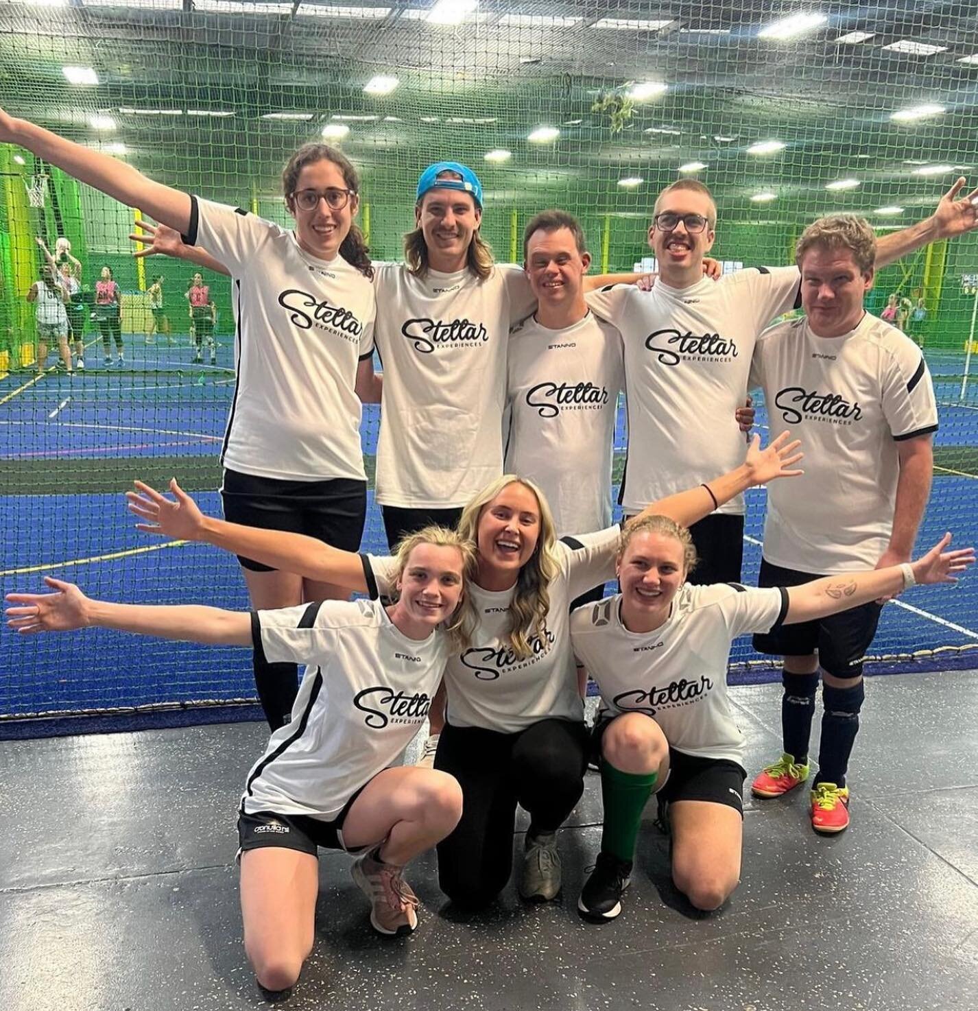 There&rsquo;s lots of talk about the Subway Socceroos today, but have you heard about the Stellar Socceroos? 

They are dominating on the indoor pitch in their new kit! 

🖤🤍 @stellar.experiences 
💙💛 @cronullarsl 

#friendsbythebeach #stellarexper