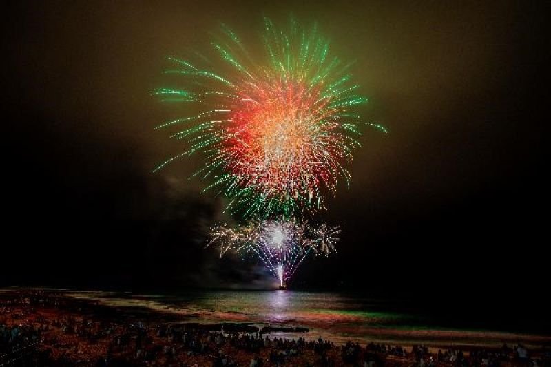 Cronulla Australia Day Fireworks.jpg