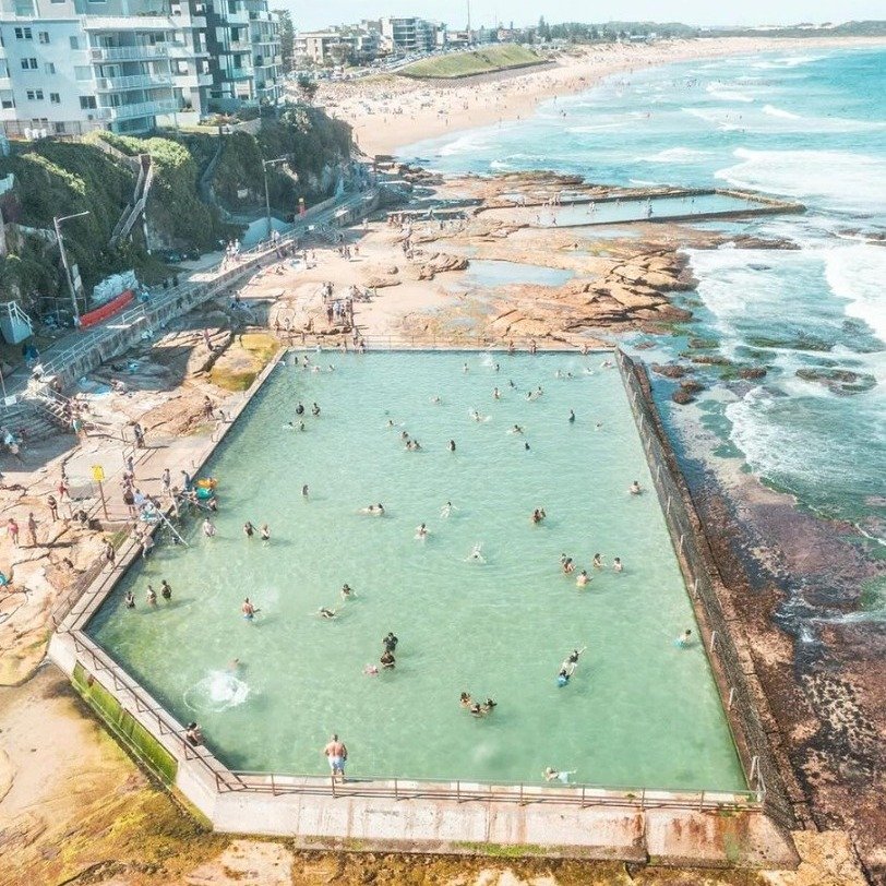 It's a good day to chill and relax at Cronulla RSL. This is your sign to come down and have a good time 🎉🤩

📸: @TXLBY

#cronullarsl #cronulla #cronullabeach #relaxing #cronulladining