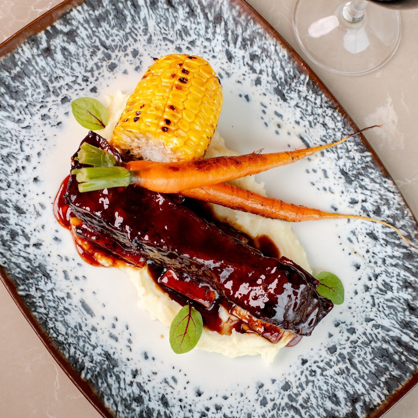 Have you tried our Beef Asado Ribs yet? 😍😋

Slow-cooked beef short ribs, cauliflower pur&eacute;e, roasted carrots, buttered grilled corn and homemade sticky barbeque sauce 🙌

#delicious #dining #cronullarsl #cronulladining #cronulla #cronullabeac