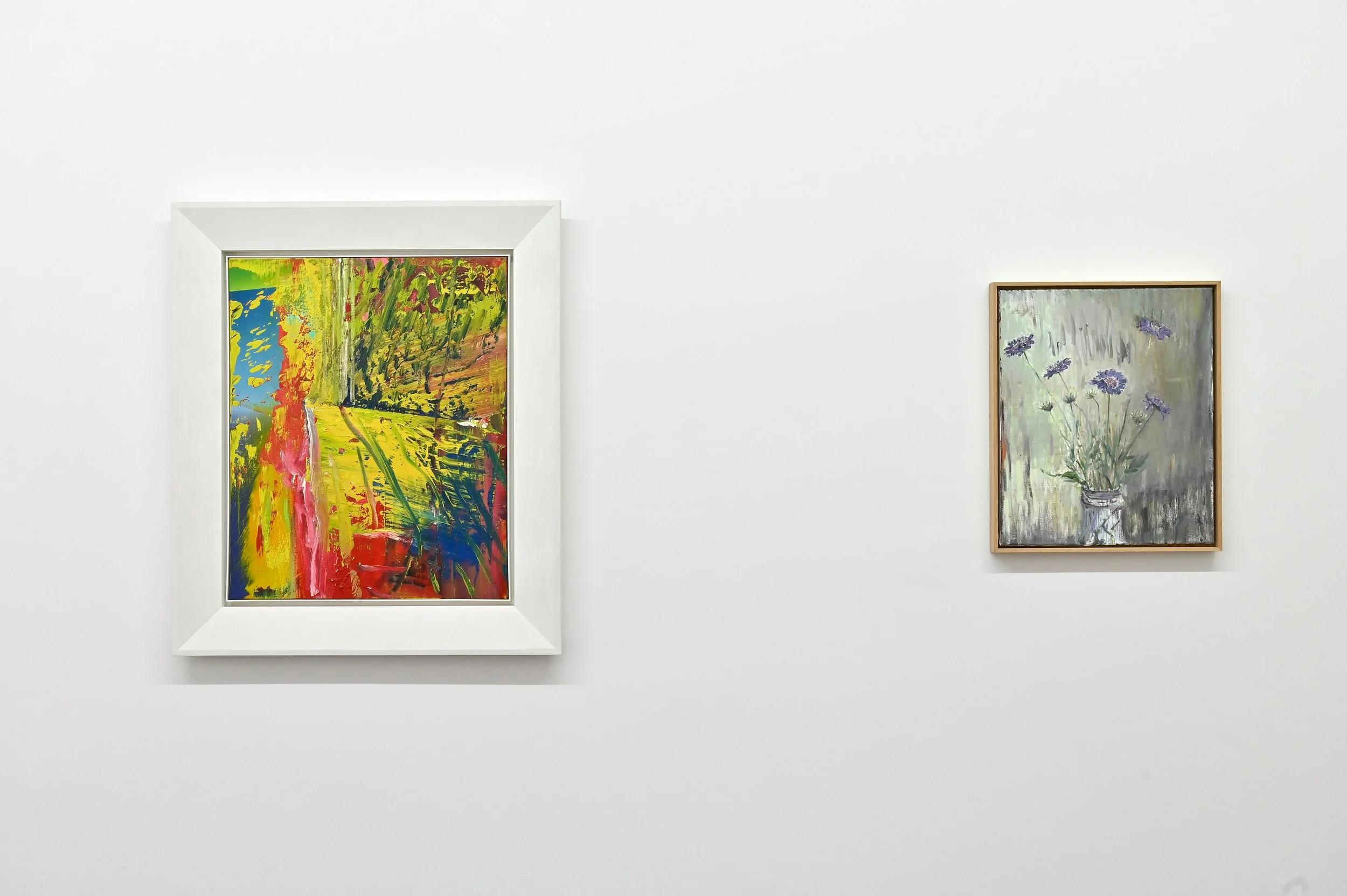Gerhard Richter, U.L., 1985, Öl auf Leinwand / Oil on canvas, 82 x 67 cm, Privatsammlung Köln & Sabine Moritz, Skabiosen / Scabious, 2014
Öl auf Leinwand / Oil on canvas, 61 x 51 cm
Privatbesitz Köln. Foto: Michael Lüder.
