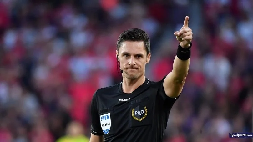 The accolades continue after a decorated &amp; successful year! Congratulations to Joe Dickerson on being named the 2025 US Soccer Male Referee of the Year!⚽️🔥

The NISOA Family is so happy for Joe on this well-deserved honor💪🏽👏🏼

#nisoa