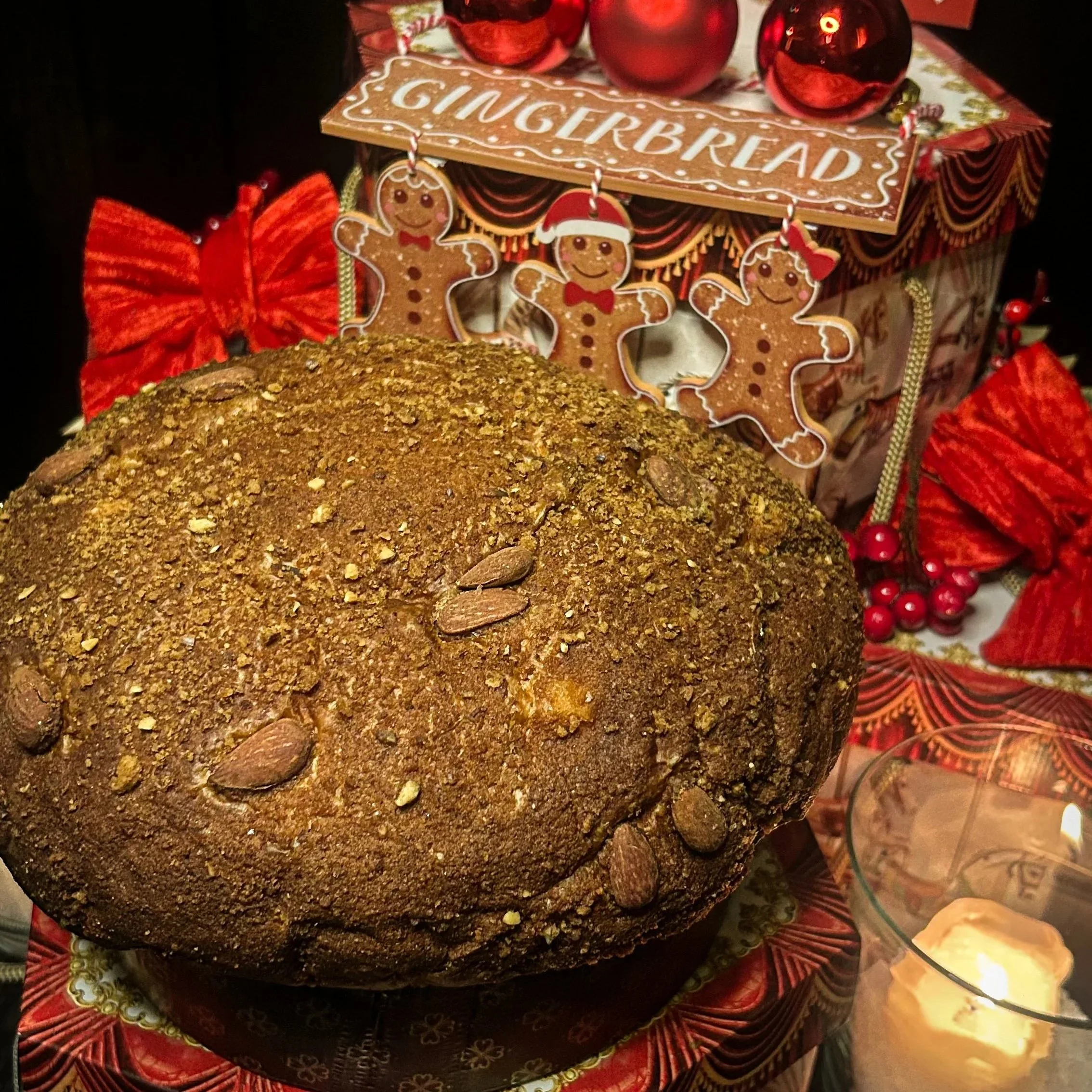 Panettone Pera e Cantuccini, Finisterrae 2025