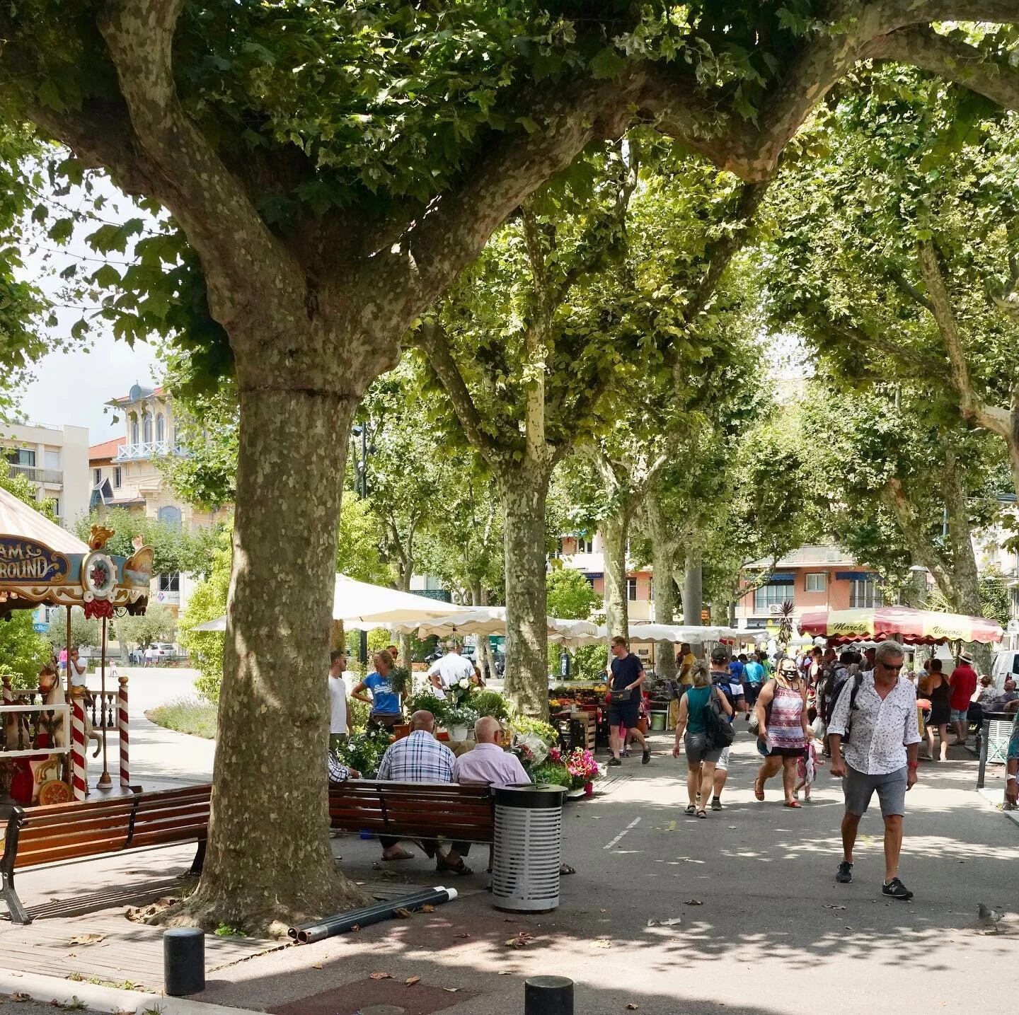 Place du Grand Jardin on market day the central public realm space in Vence France

#marketplacevencefrance
#placedugrandjardinvencefrance
#vencefrance