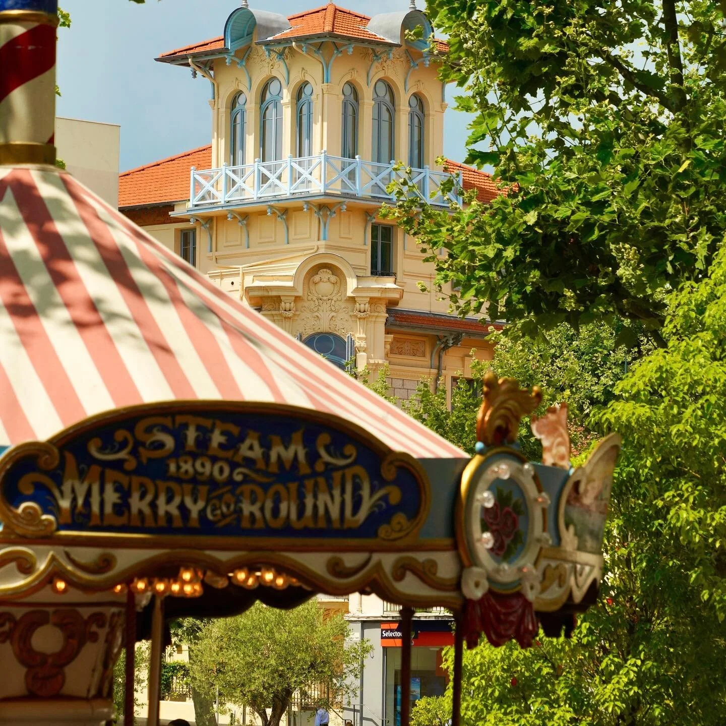 View across the Place du Grand Jardin of the newly restored Villa Alexandrine which is now the tourist office in Vence France

#villaalexandrinevencefrance
#vencefrance
#restoration
#labelleepoque