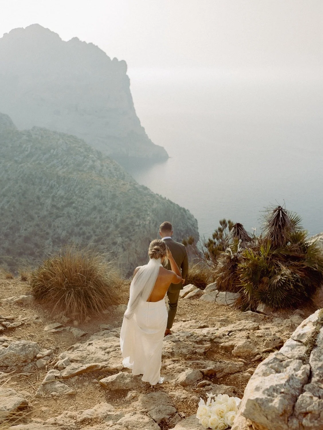 Oh Mallorca I love you. L&amp;L&rsquo;s gorgeous mid-summer elopement was one for the books. 🤍
.
.
.
Mallorca wedding, Mallorca wedding photography, Mallorca elopement, Mallorca wedding photographer
#mallorcaweddingphotographer #mallorcaelopement #m