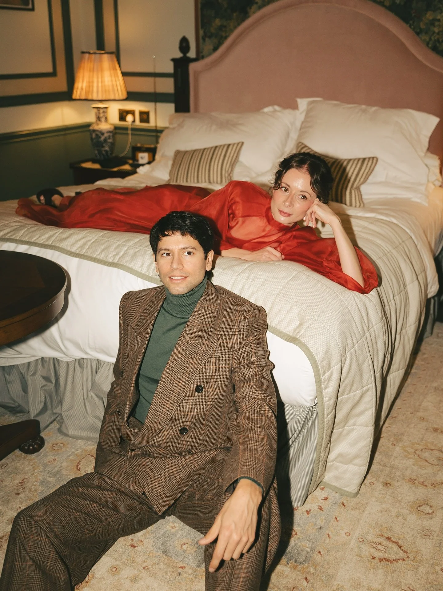 My final wedding of 2025 was an absolutely gorgeous one! ❤️ That dress! That suit! Lovely F&amp;S travelled up from London to Edinburgh to tie the knot in the iconic Edinburgh Castle, in a city they both love. They got ready at the beautiful @gleneag