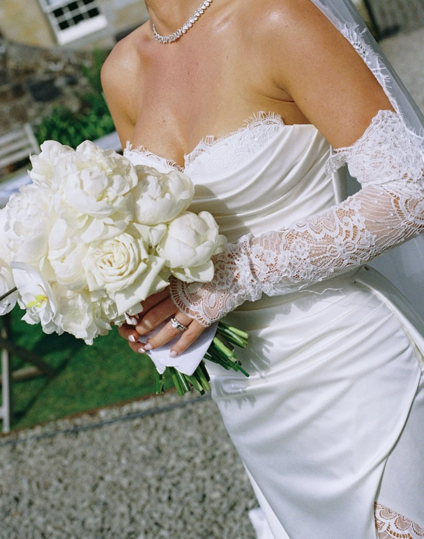 Filmy summer wedding vibes 🫶🏼🎞️