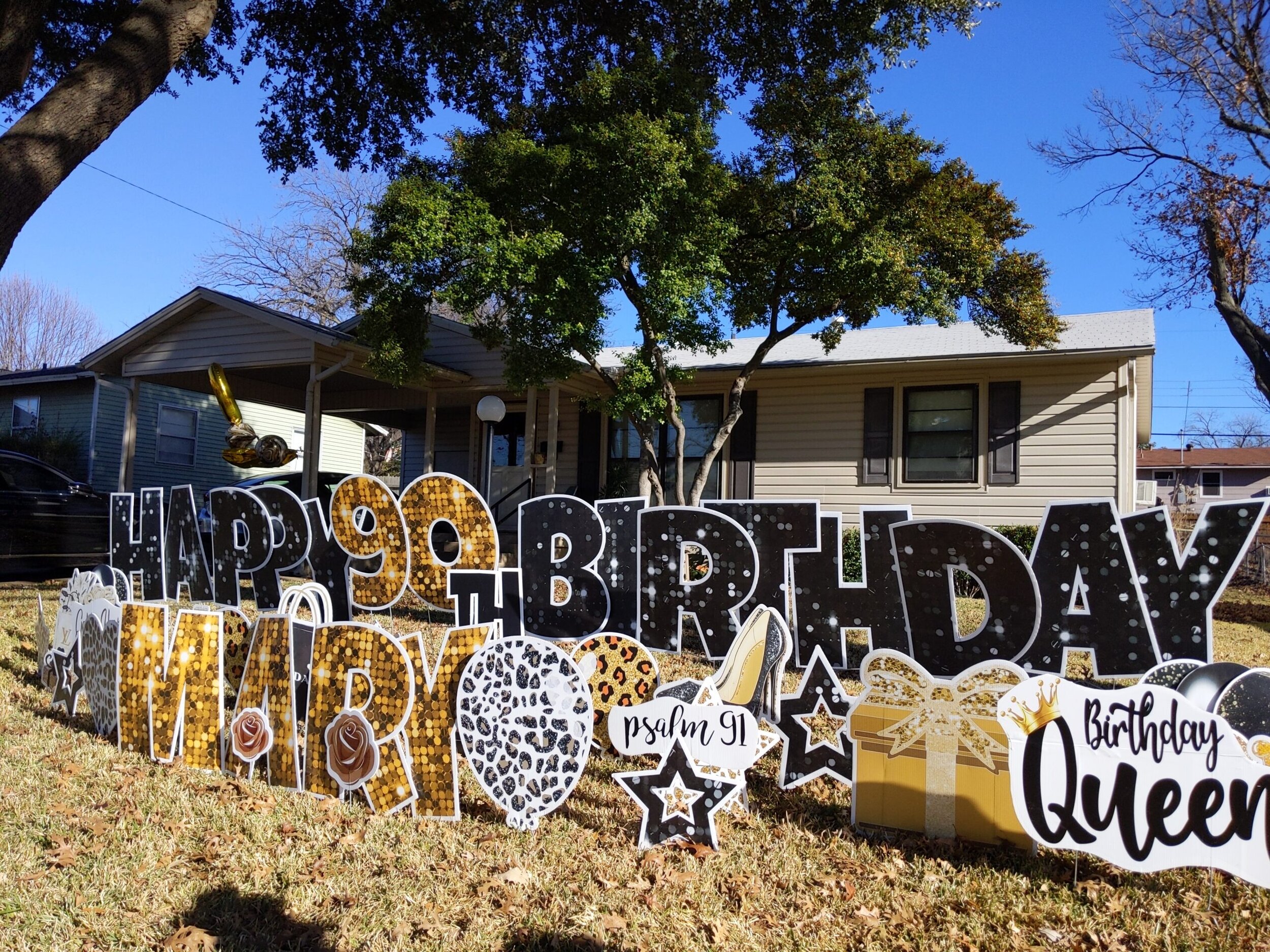 TEXAS METRO NEWS: Hamilton Park Neighborhood Celebrates Long Time Resident With Drive-By Birthday Celebration
