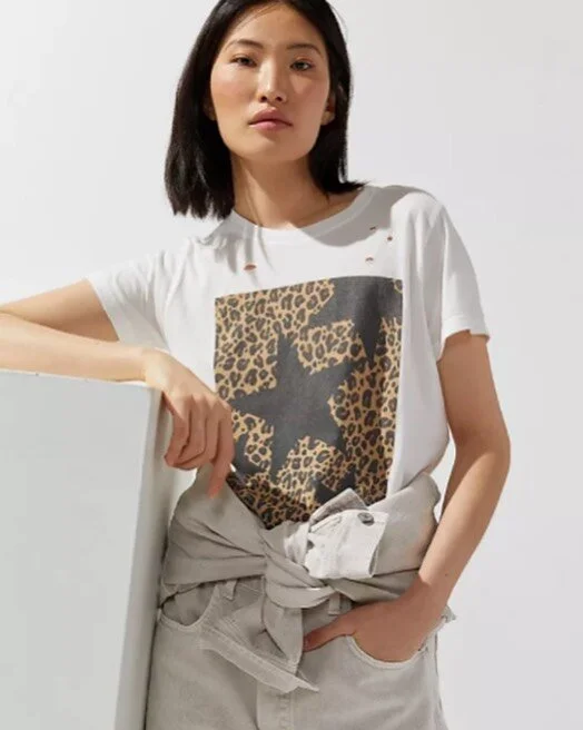 Cheetah Star Graphic Tee @anthropologie #destress #graphictees #leopard #stars #casual