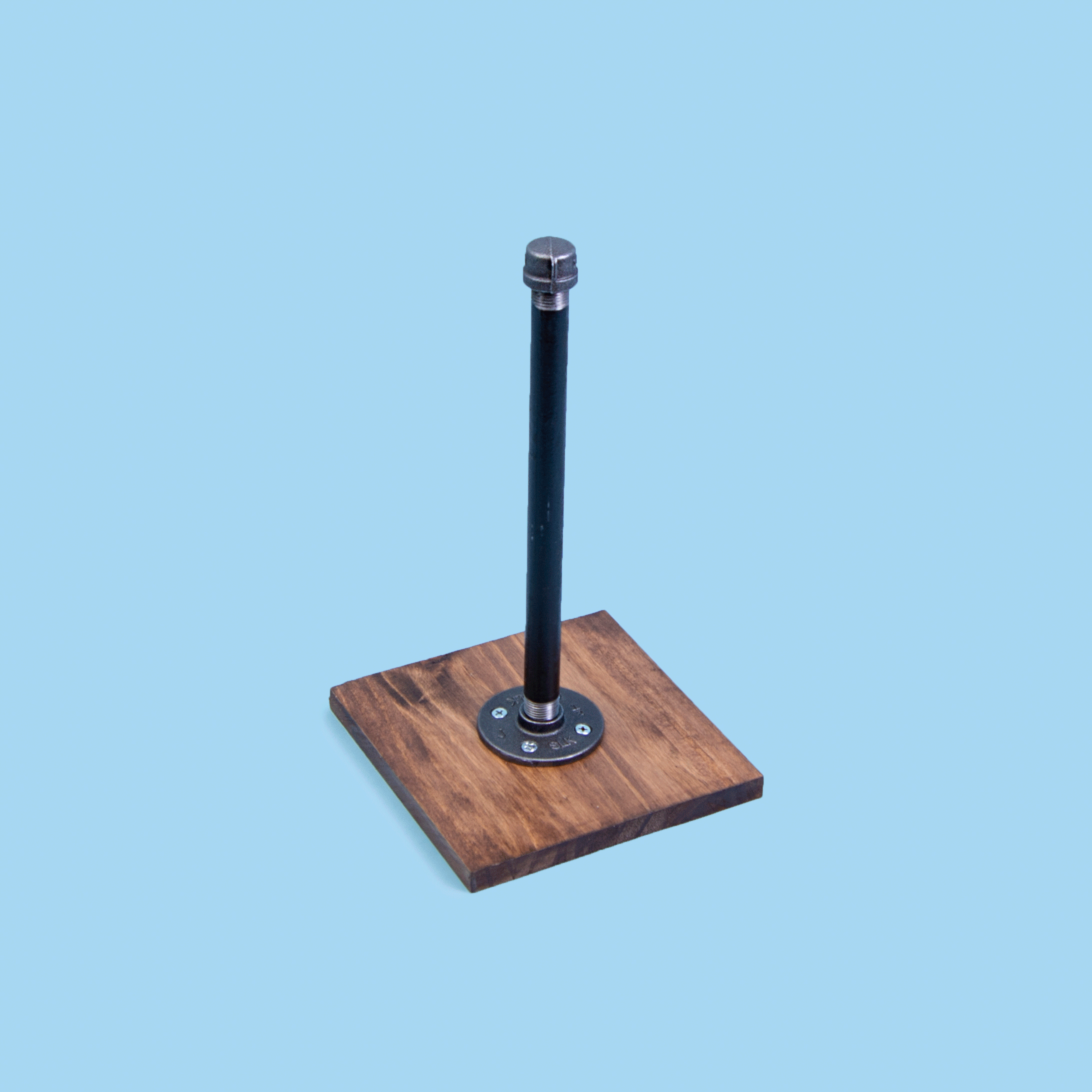 Paper_Towel_Holder_02.gif
