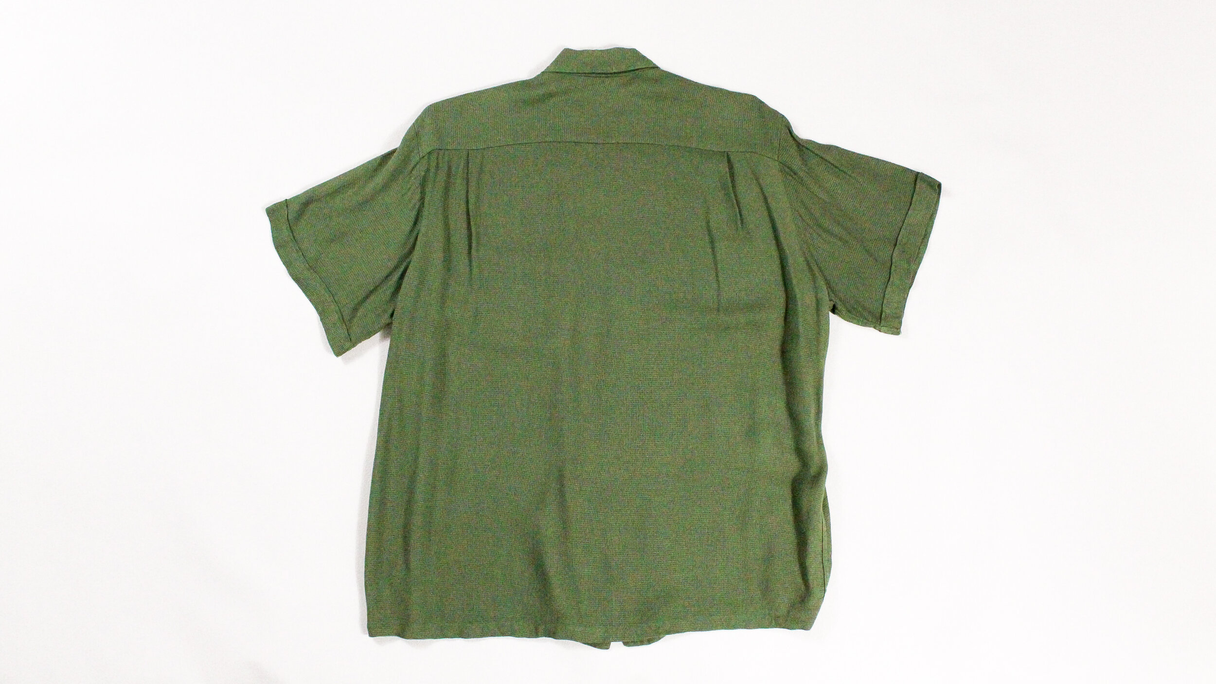 1940s Arrow Loop Collar Shirt — TRASH