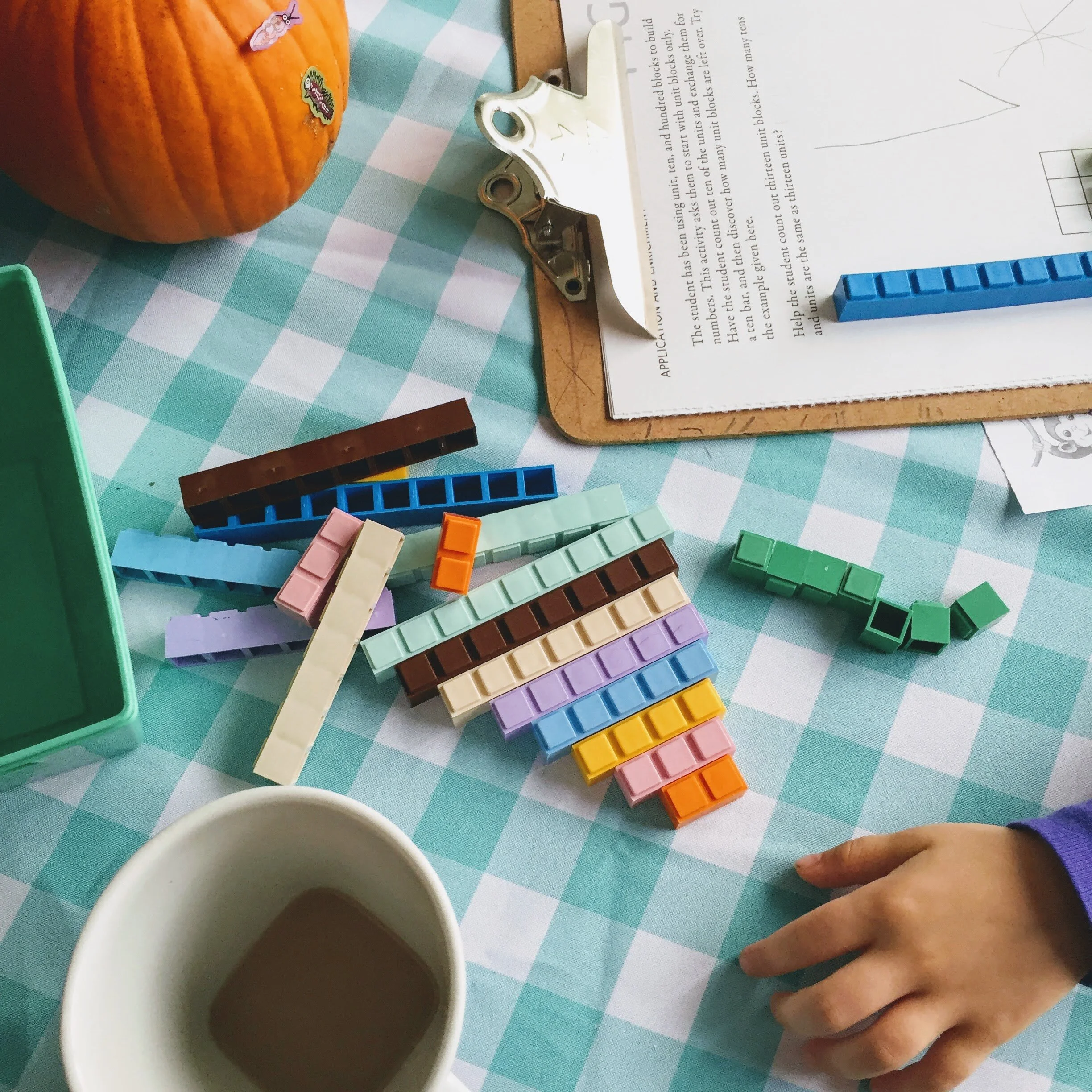 A Gentle Charlotte Mason Homeschool Kindergarten | on theschoolnest.com