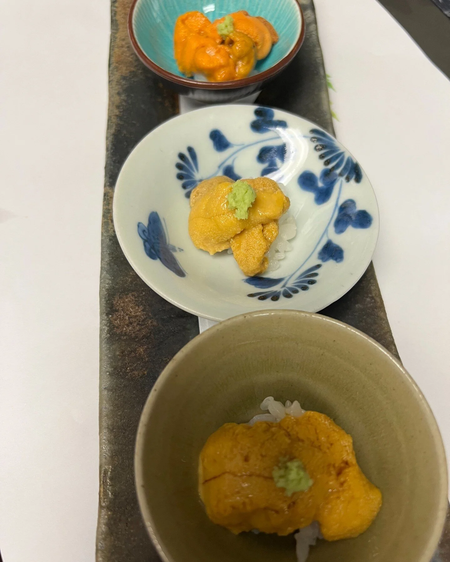 What a great day to have these amazing fresh uni sampler right so book your table today! #WashokuForEveryone 🙏🏻🥢 

◾◽◾◽◾◽◾◽◾◽ 
🍣 𝐊𝐀𝐁𝐔𝐓𝐎 - 𝐄𝐃𝐎𝐌𝐀𝐄 𝐒𝐔𝐒𝐇𝐈 
⏰ ᴡᴇᴅɴᴇꜱᴅᴀʏ - ꜱᴜɴᴅᴀʏ 
⏰ 5:30 ᴘᴍ - 9:00 ᴘᴍ
📍 5040 ꜱᴘʀɪɴɢ ᴍᴏᴜɴᴛᴀɪɴ ʀᴅ. ʟᴀꜱ ᴠᴇɢ