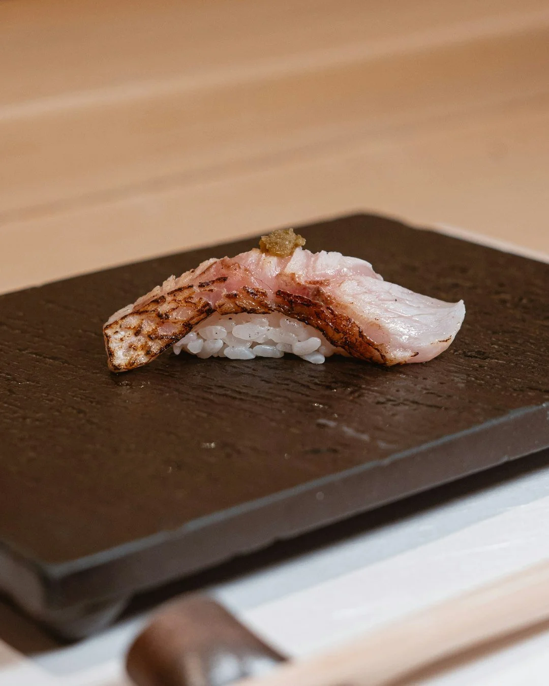 A delicate sear that brings out every layer of flavor. 🍣

◾️◽️◾️◽️◾️◽️◾️◽️◾️◽️ 
 
🍣 𝐊𝐀𝐁𝐔𝐓𝐎 - 𝐄𝐃𝐎𝐌𝐀𝐄 𝐒𝐔𝐒𝐇𝐈 
⏰ ᴅᴀɪʟʏ: 5:30 ᴘᴍ - 9:00 ᴘᴍ 
📍 5040 ꜱᴘʀɪɴɢ ᴍᴏᴜɴᴛᴀɪɴ ʀᴅ. ʟᴀꜱ ᴠᴇɢᴀꜱ 
🔔 ʀᴇꜱᴇʀᴠᴀᴛɪᴏɴ ᴏɴʟʏ ᴀᴛ ʀᴇꜱʏ 
⚠️ ɴᴏᴛᴇ: ɪꜰ ᴛʜᴇʀᴇ ɪꜱ ɴᴏ ᴀᴠᴀɪ