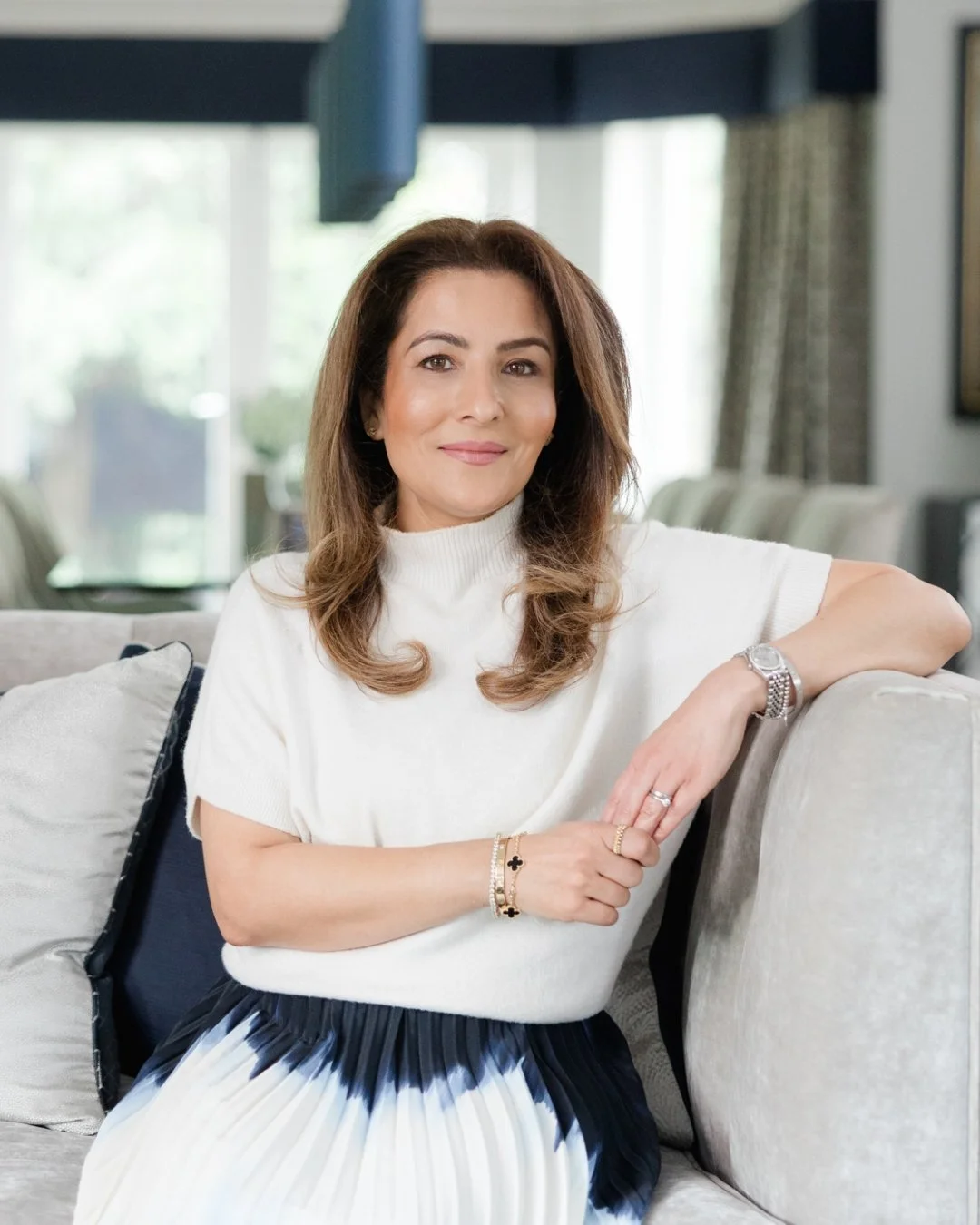 What's the one thing standing between you and becoming the go-to name in your industry in 2026? For many professionals, it's visibility.

As the year draws to a close, it's time to build that visibility with intention. Think of professional photos an