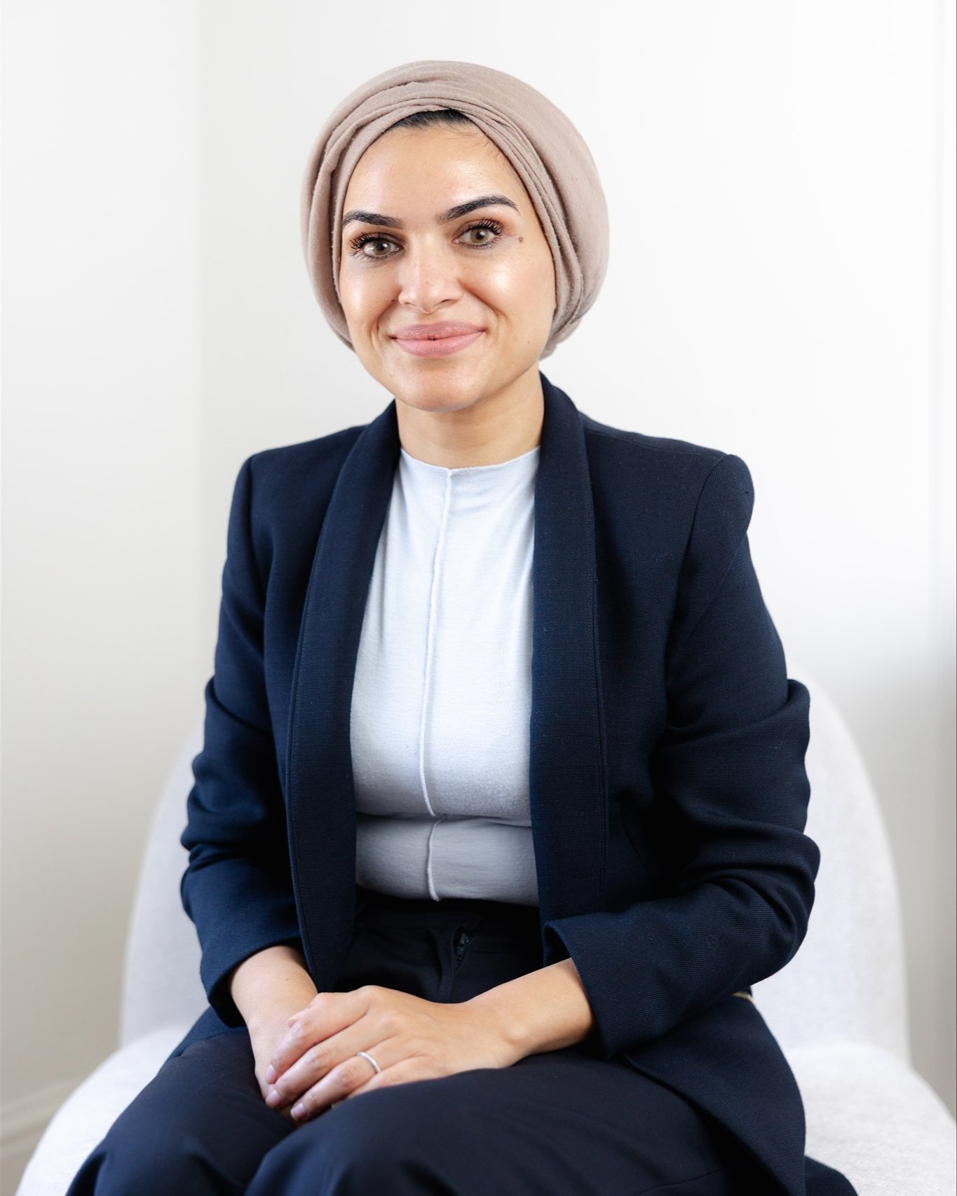 Most of my clients understand something instinctively:

They&rsquo;re being seen before they&rsquo;re being heard.
A LinkedIn profile. A website visit. A quick glance before a meeting.

That moment is brief, but it carries weight. The professionals w