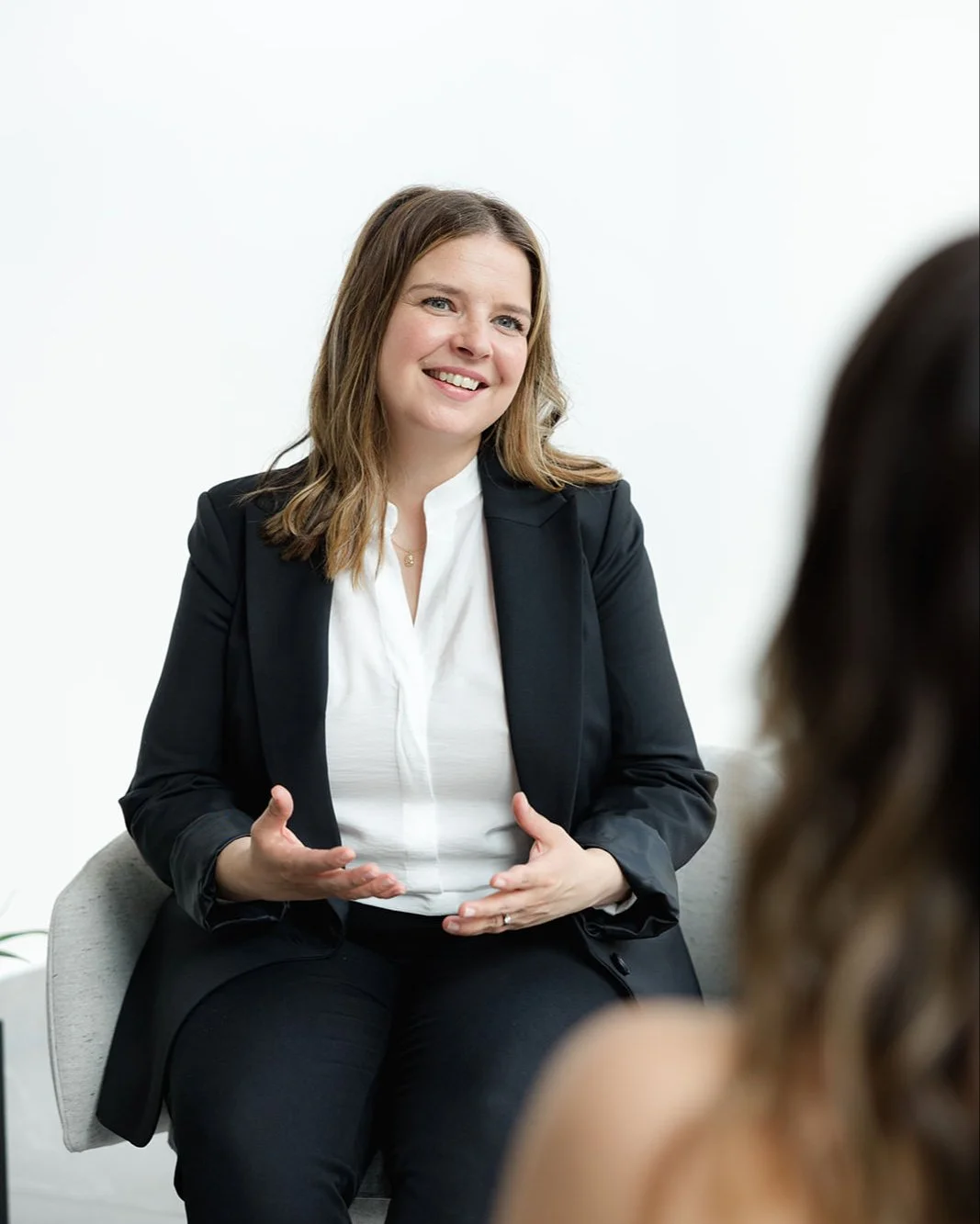 This client didn&rsquo;t want &ldquo;nice photos&rdquo; that would sit in a folder. 

She wanted images she&rsquo;d actually use, on LinkedIn, their website, professional profiles, and whenever something unexpected came up.

So we planned the session