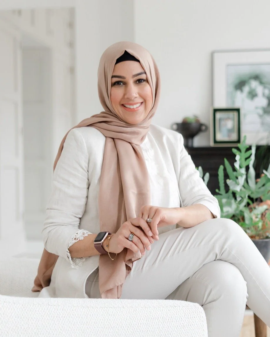 A lot of professionals think they need to post more online but often, what they actually need is a better set of photos.

I can&rsquo;t tell you how many brilliant business owners are still using old headshots, cropped group photos, or images that no