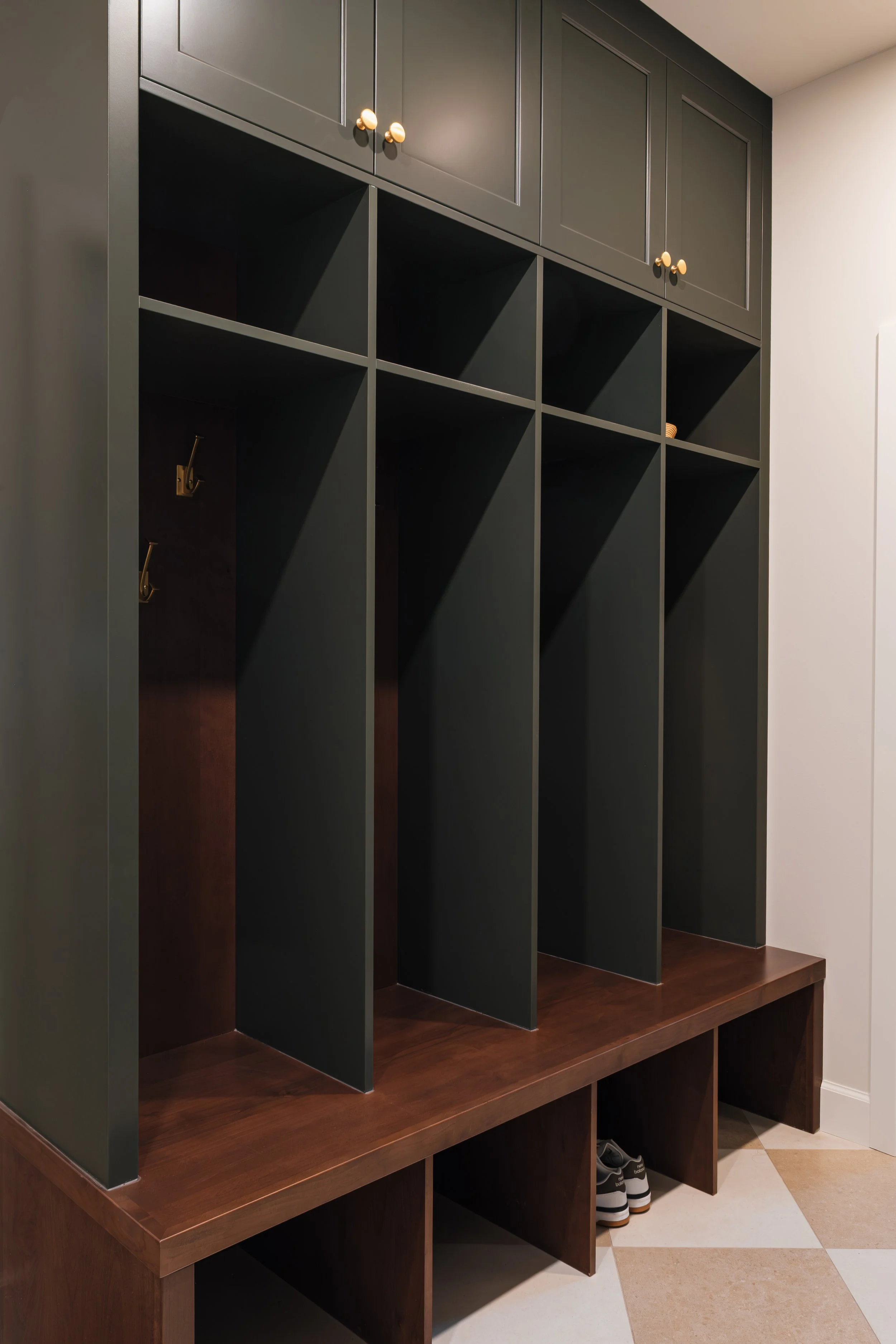 mudroom + entry-01.jpg