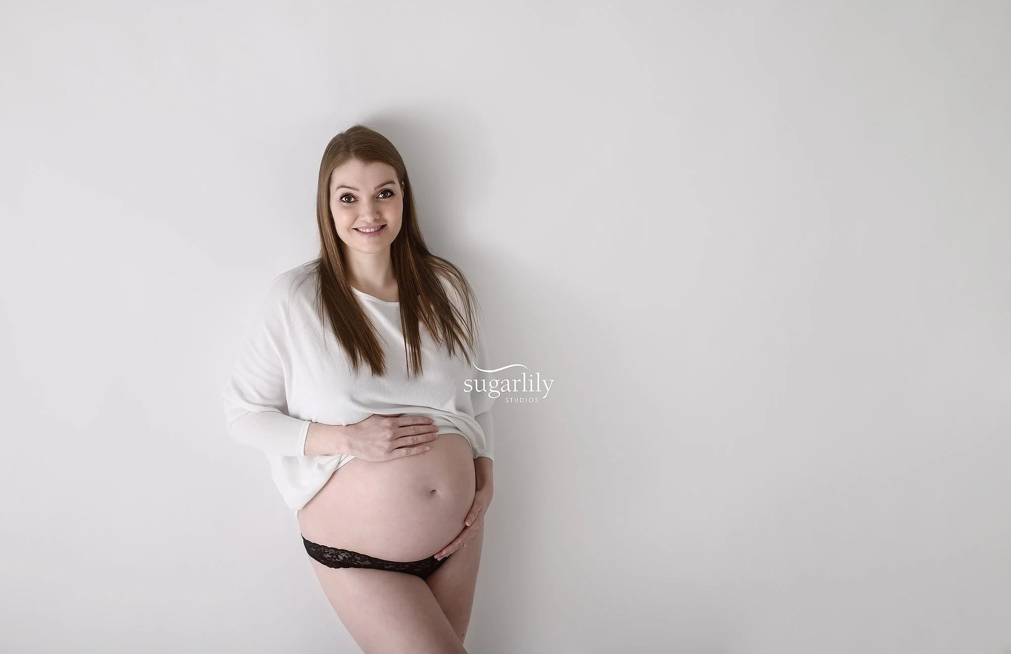 BUMP A  |  Maple Ridge Maternity Photographer