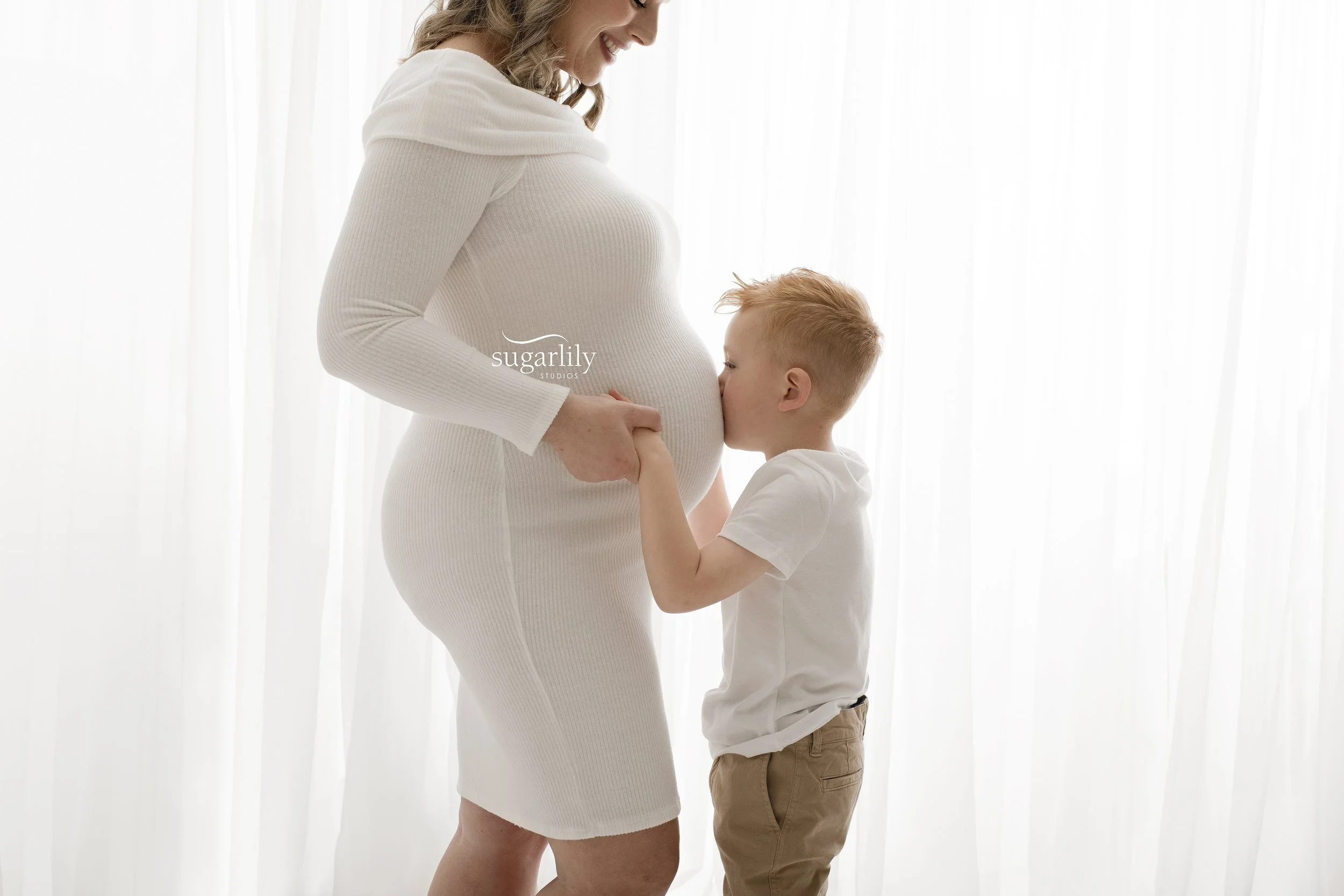 baby bump A  |  new westminster maternity photographer