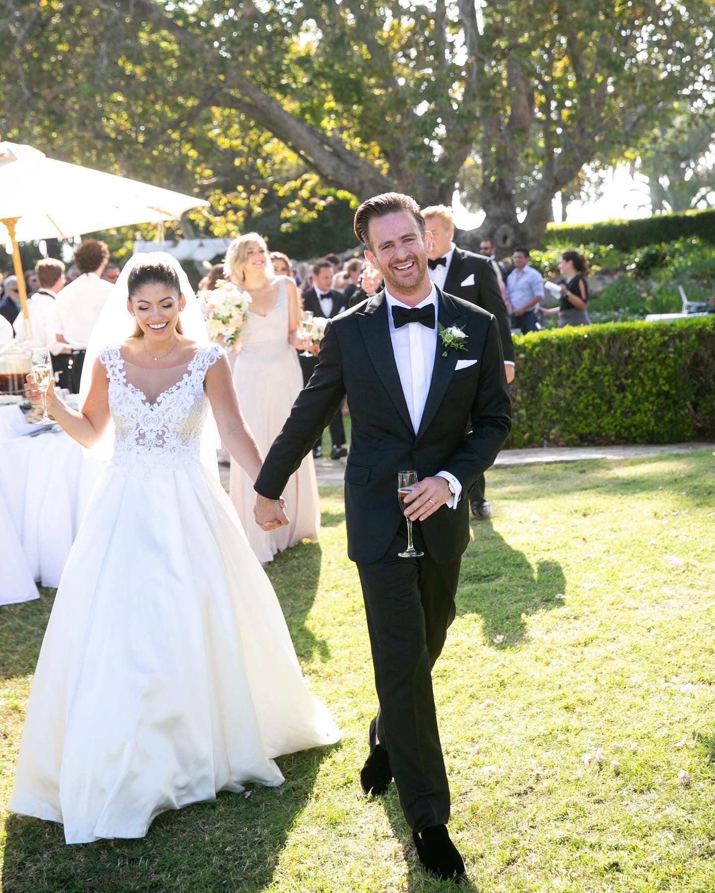 Sunny with a side of champagne 🥂 
.
.
.
#california #malibu #malibuwedding #destinationwedding #weddingplanner #weddingdesigner #cali 
California wedding planner Malibu wedding planner the Adamson house wedding